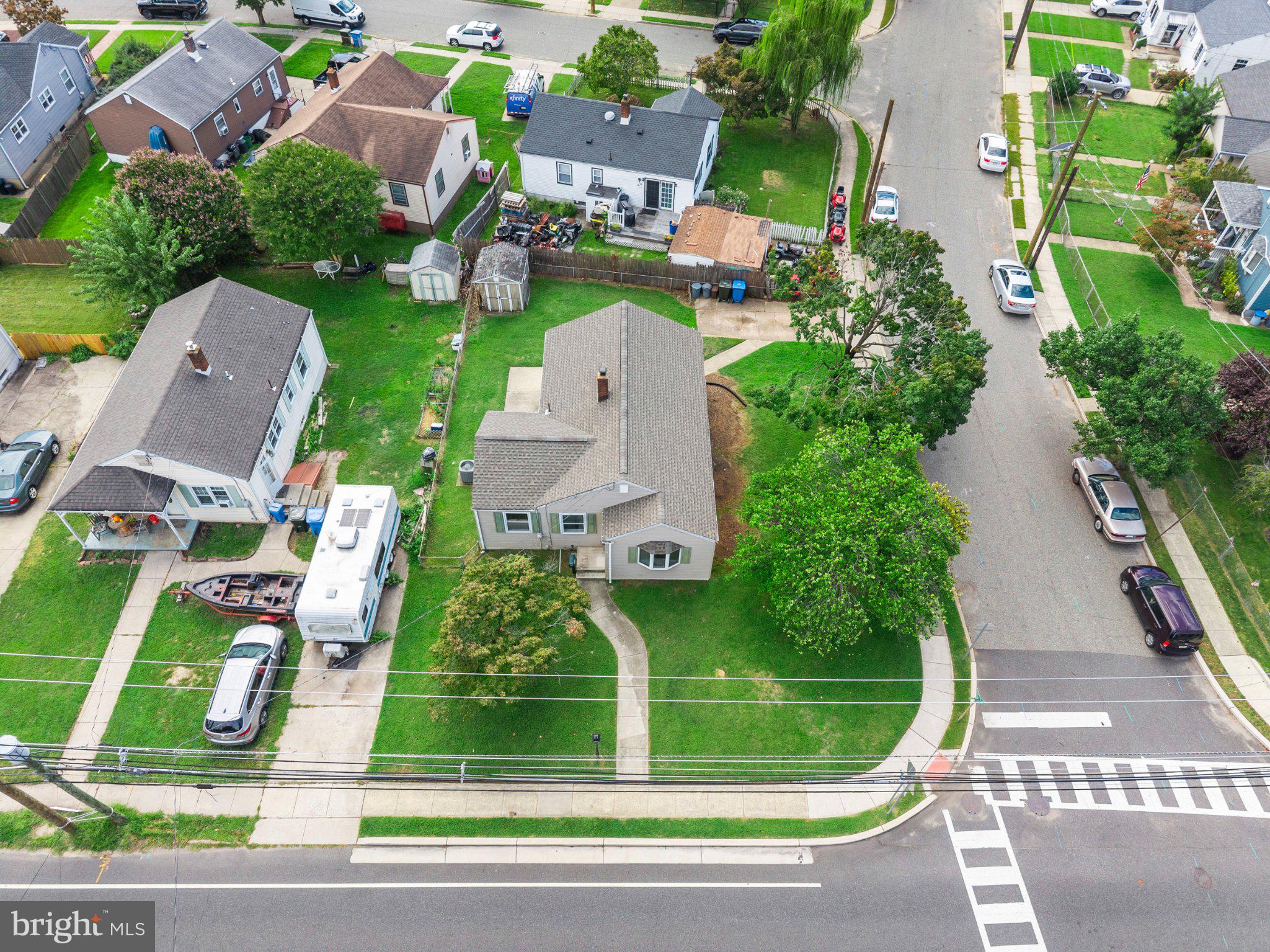 525 W RED BANK AVENUE