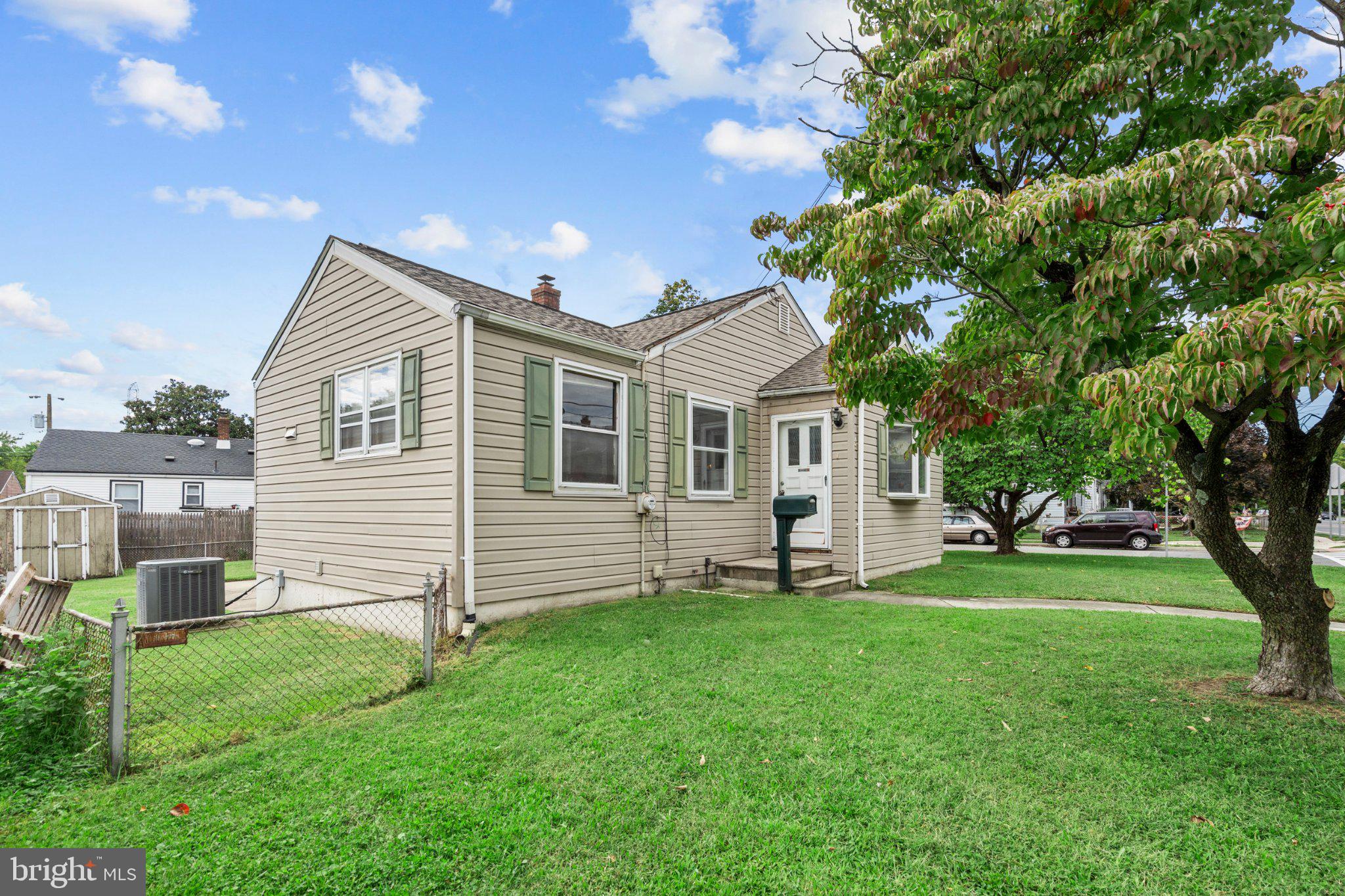 525 W RED BANK AVENUE