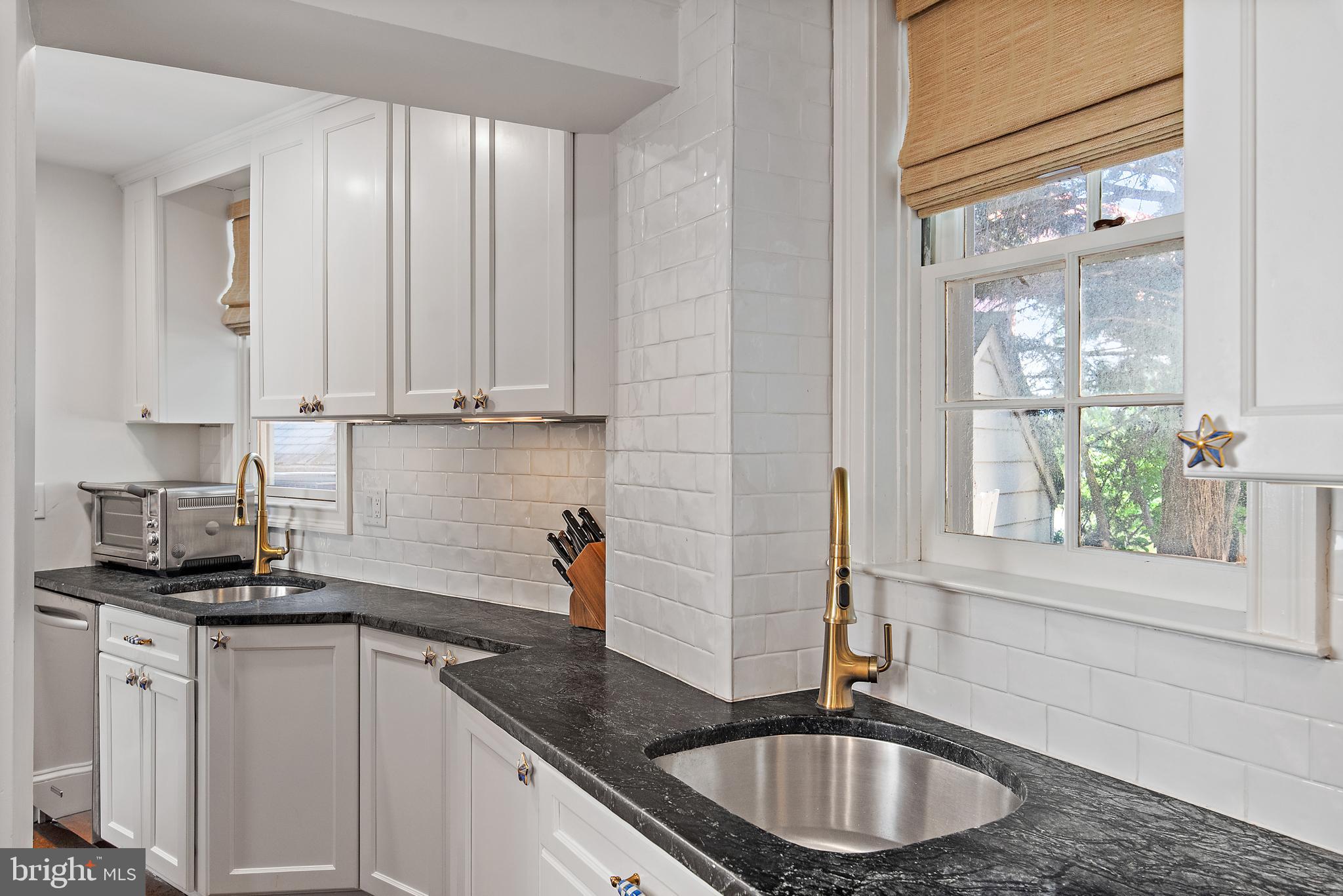 HISTORIC DISTRICT - Residential