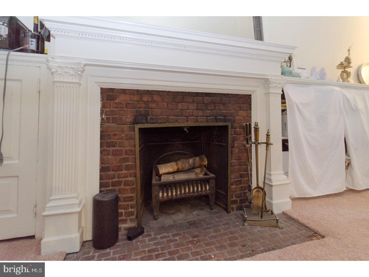 RITTENHOUSE SQUARE - Residential Income