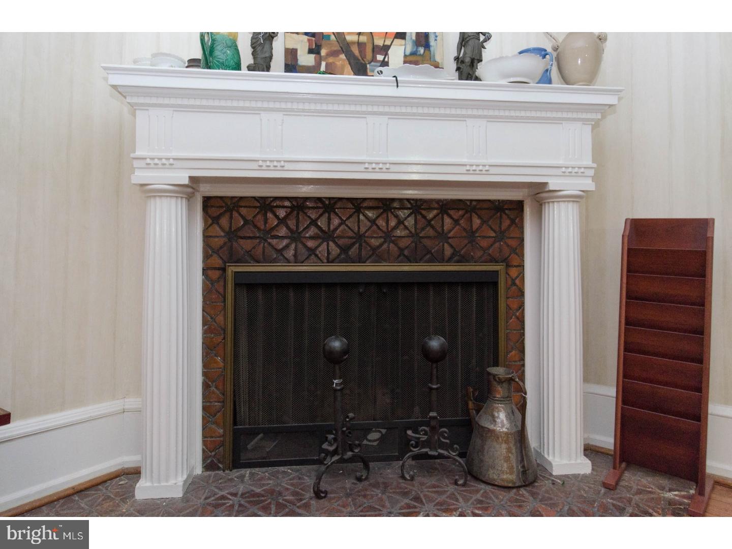 RITTENHOUSE SQUARE - Residential Income