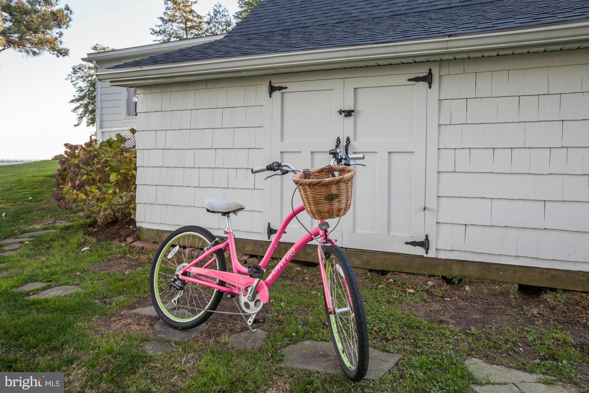 GIBSON ISLAND - Residential