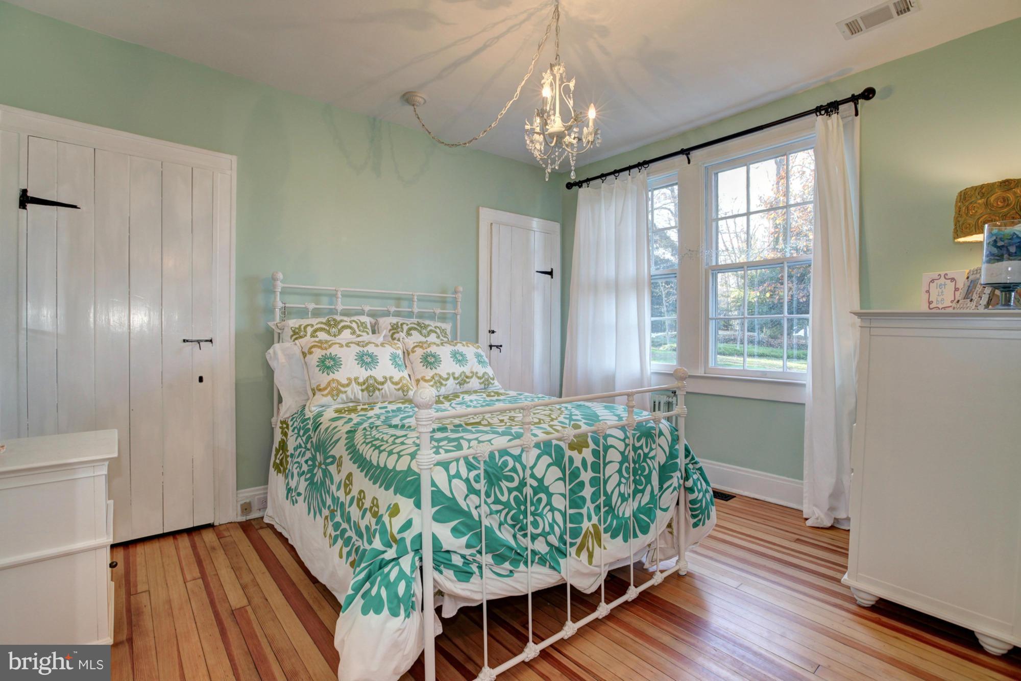 GIBSON ISLAND - Residential