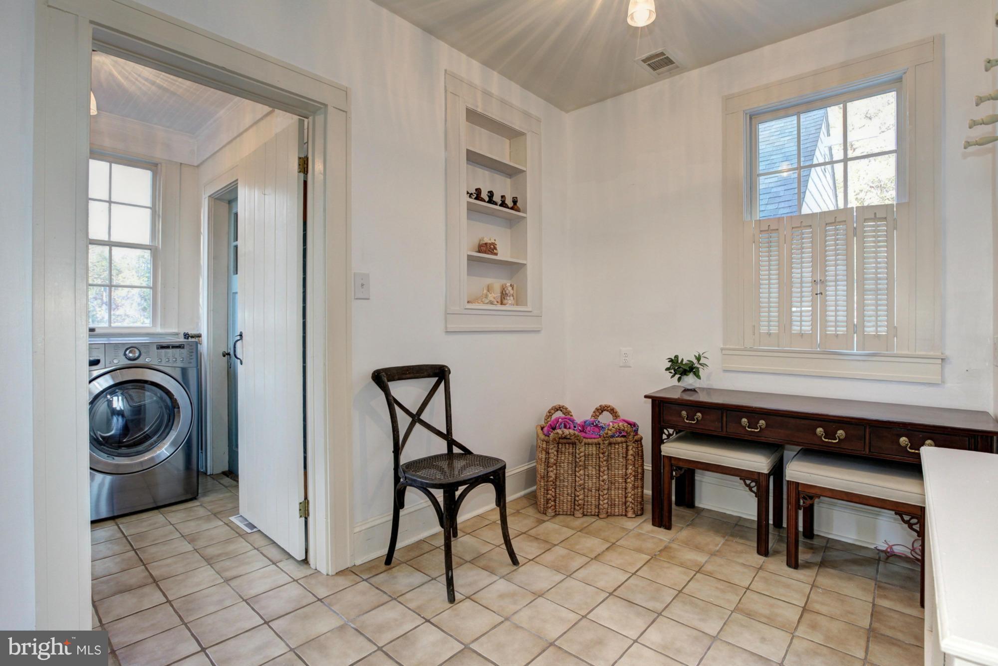 GIBSON ISLAND - Residential