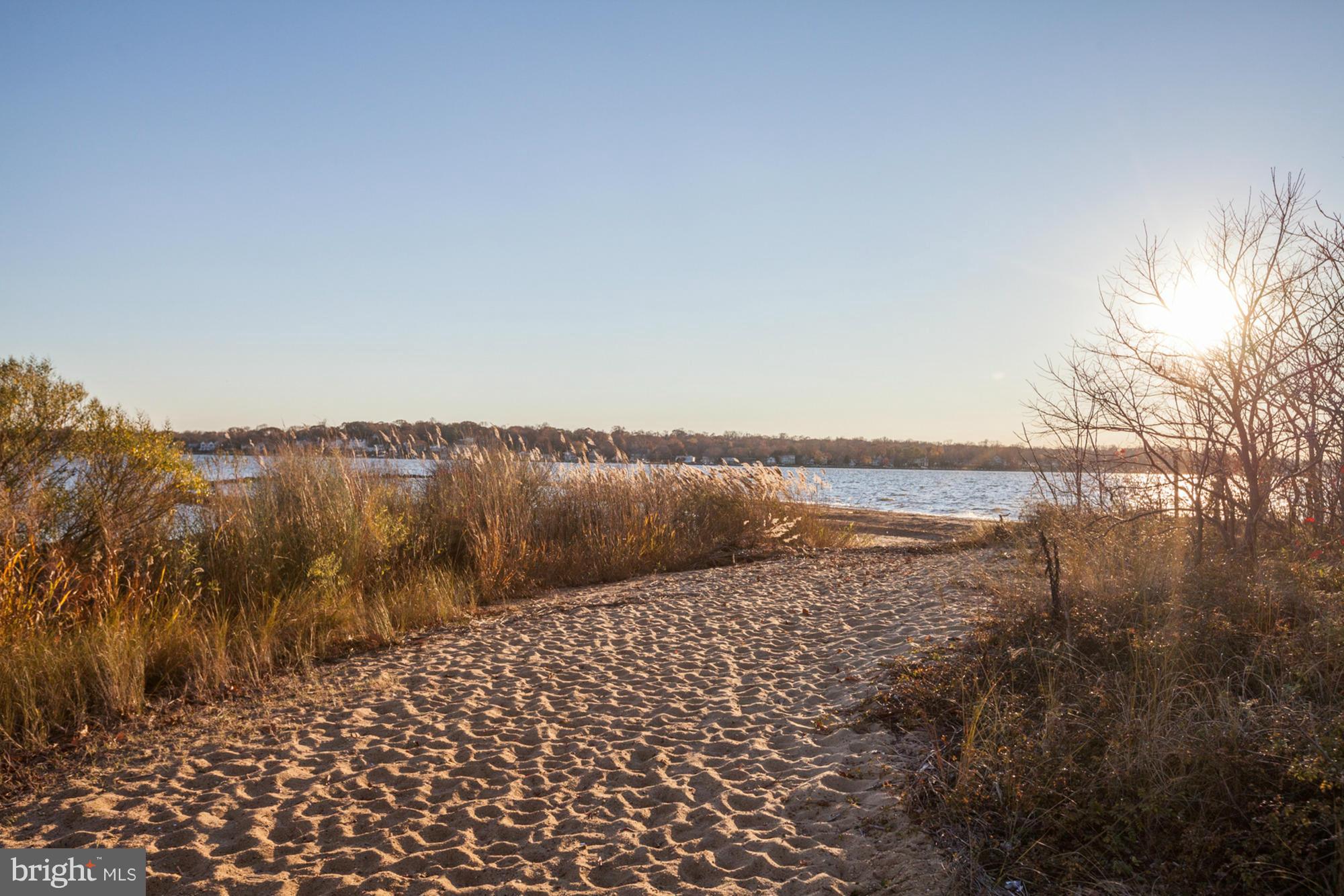 GIBSON ISLAND - Residential