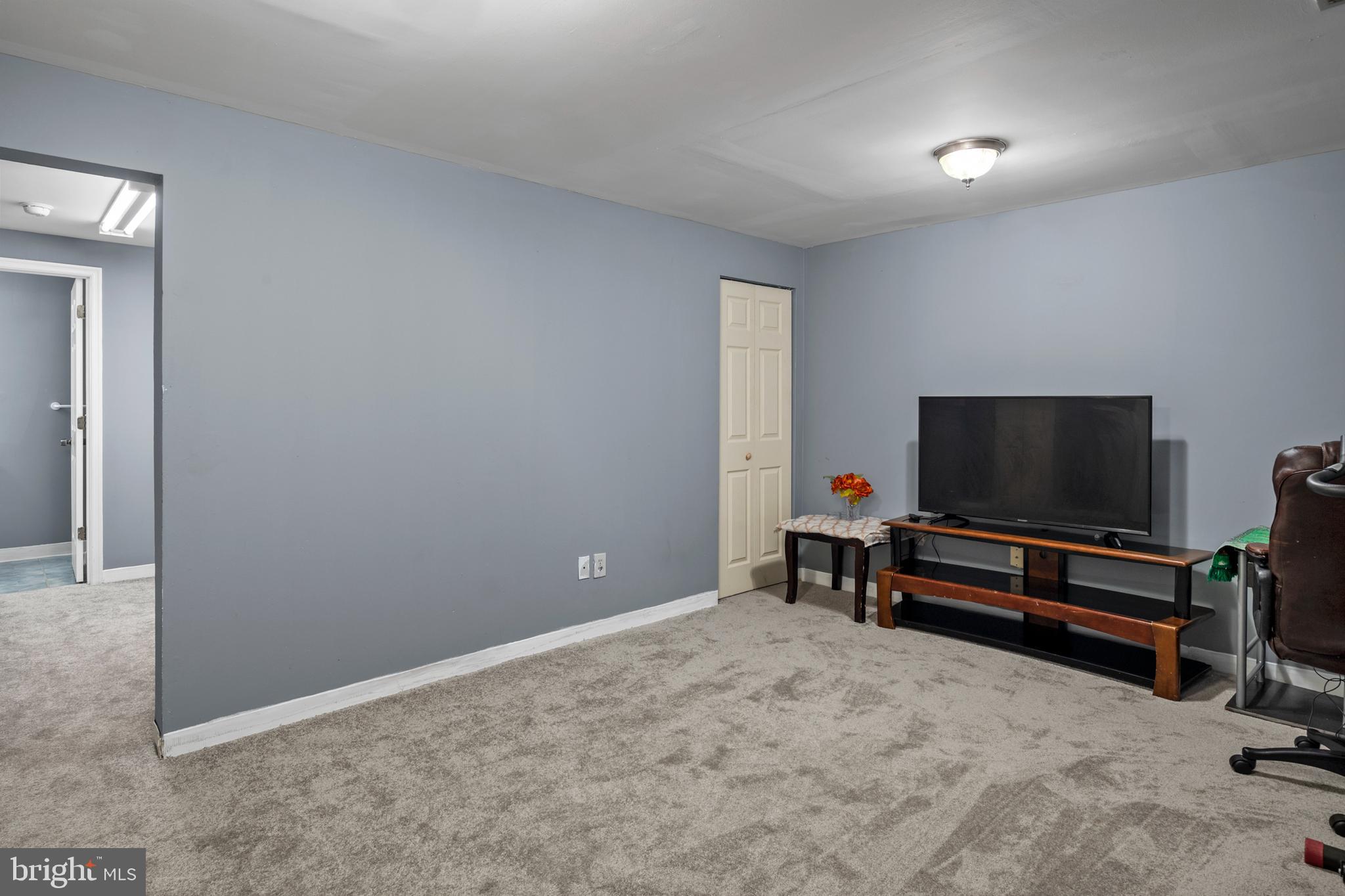 KINGS ARMS - Residential