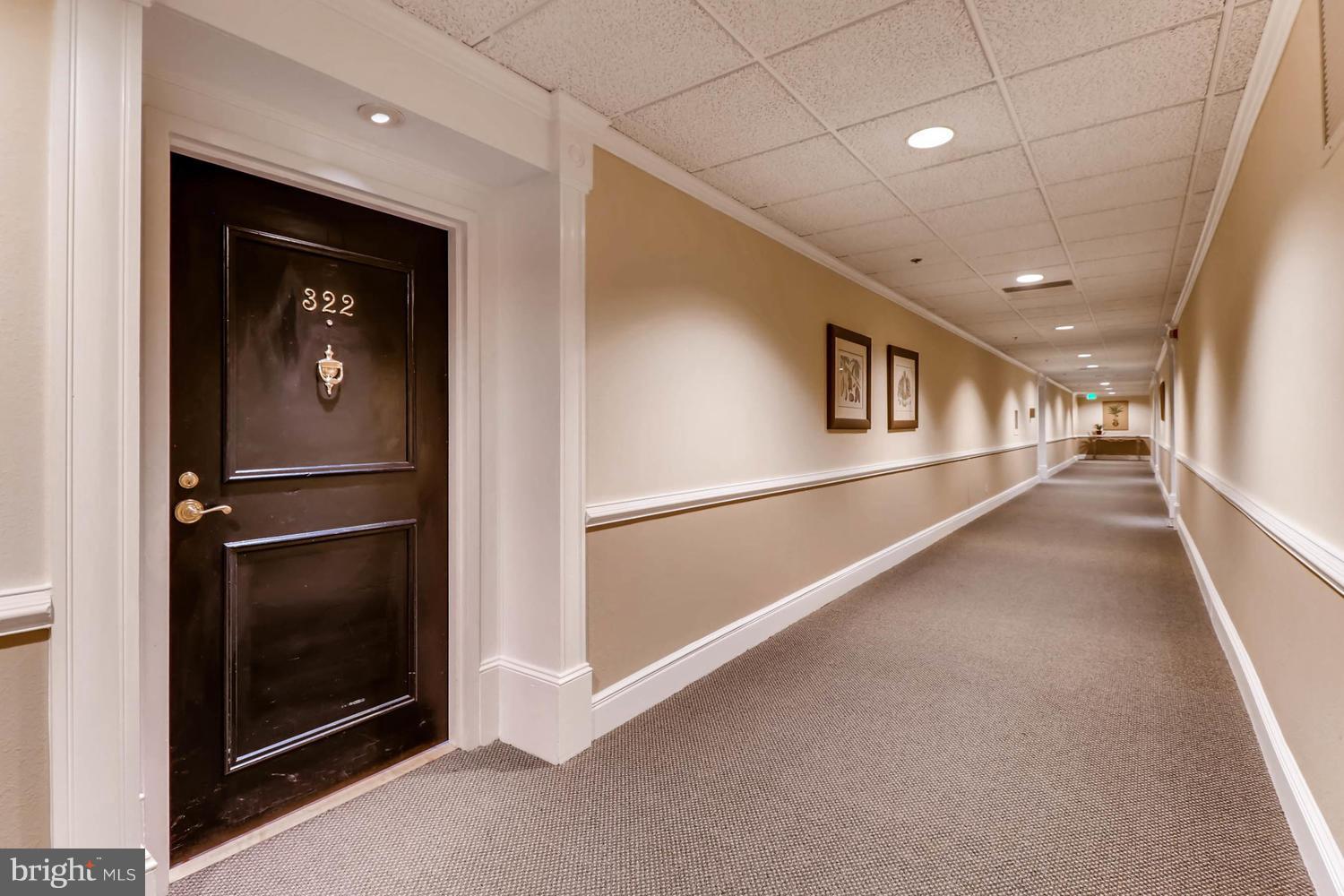 HENDERSON'S WHARF - Residential