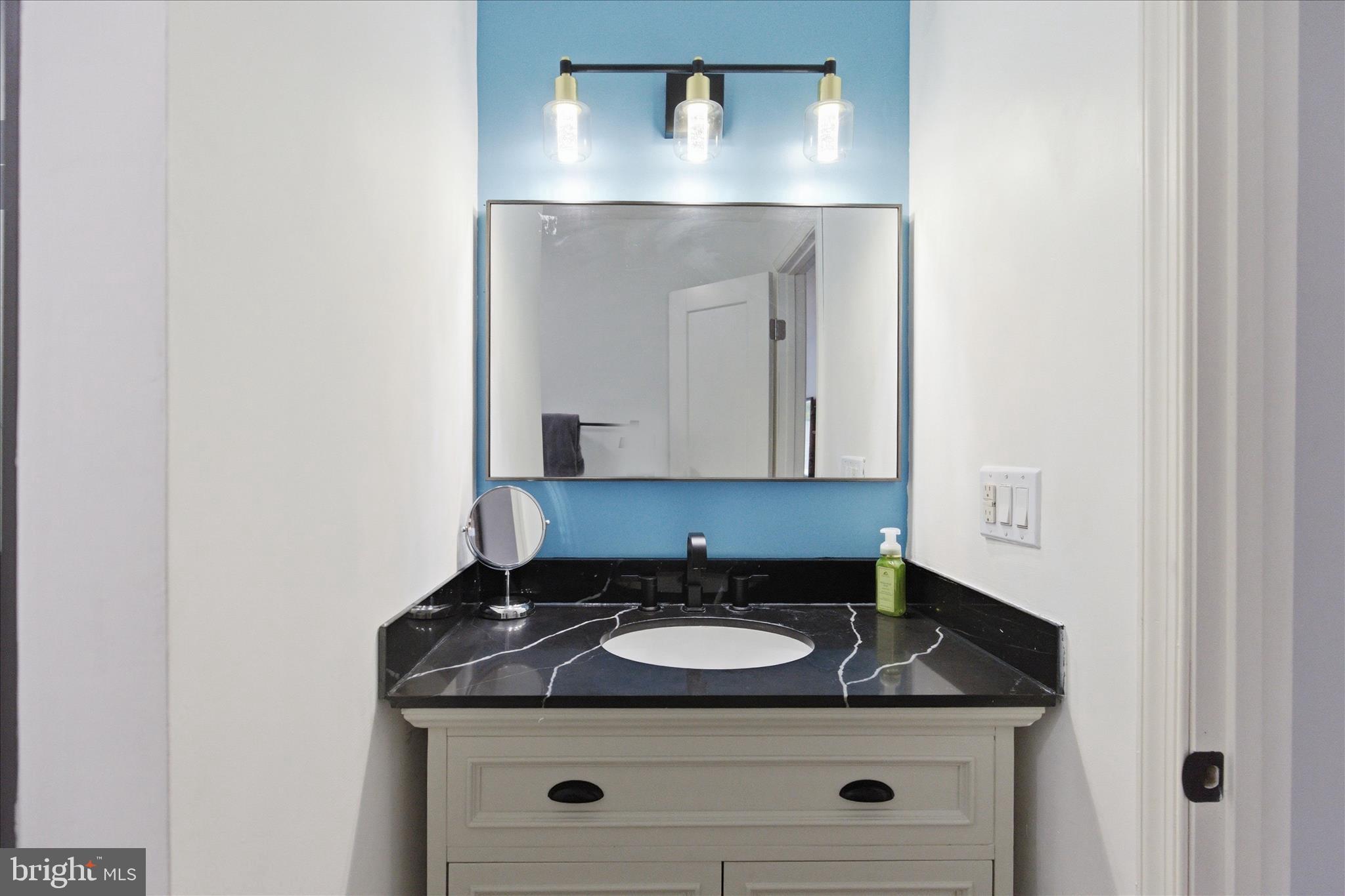 DRUM CLIFFS - Residential