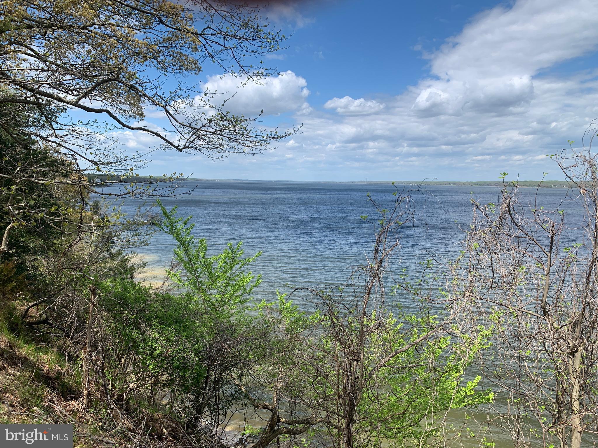 DRUM CLIFFS - Residential