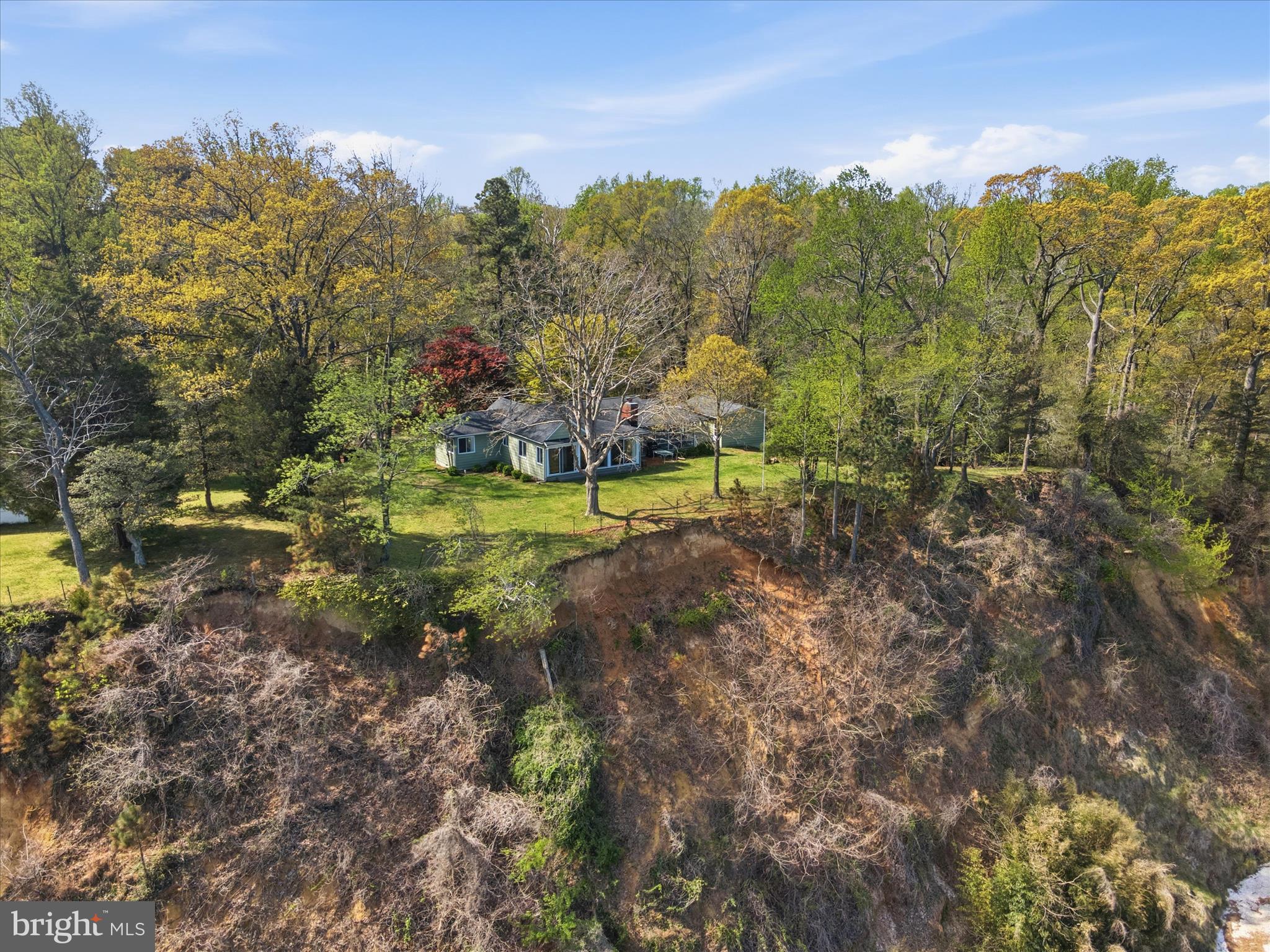 DRUM CLIFFS - Residential