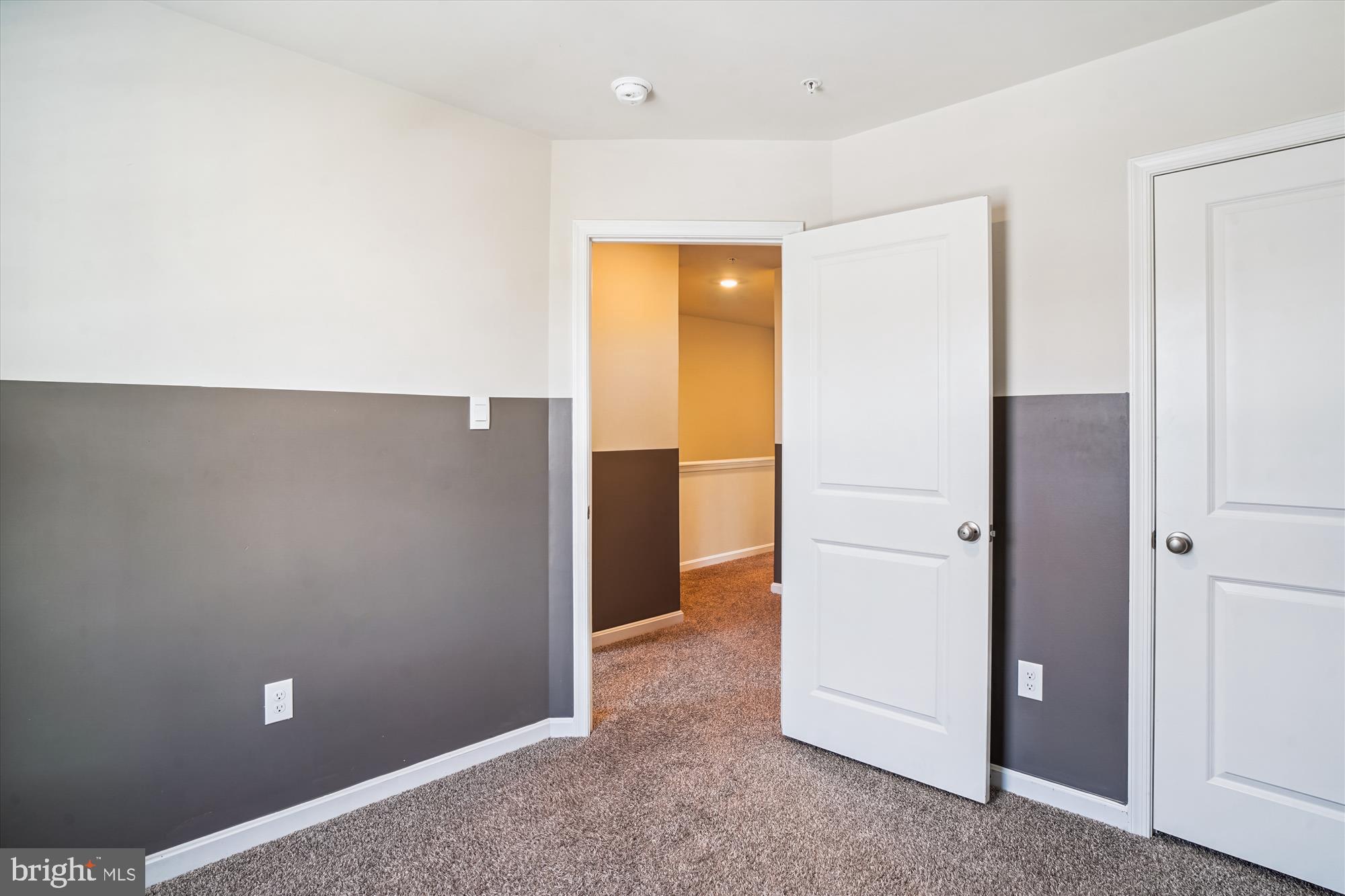 THE PRESERVE AT TUSCARORA - Residential Lease