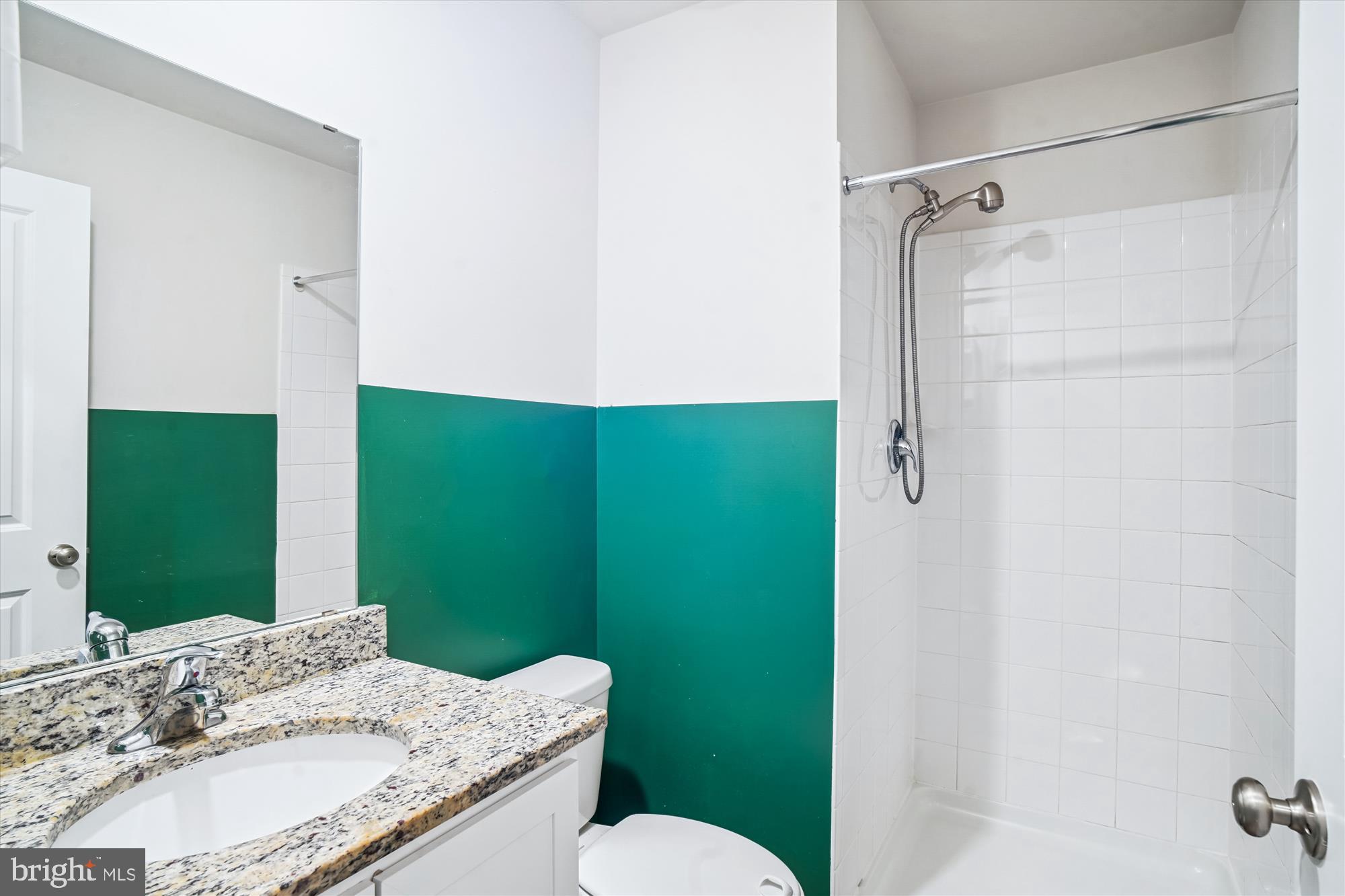 THE PRESERVE AT TUSCARORA - Residential Lease