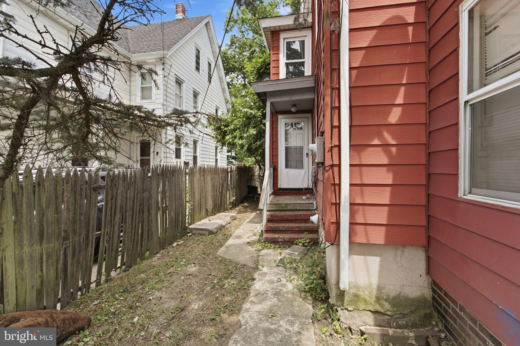 93 W PITMAN STREET