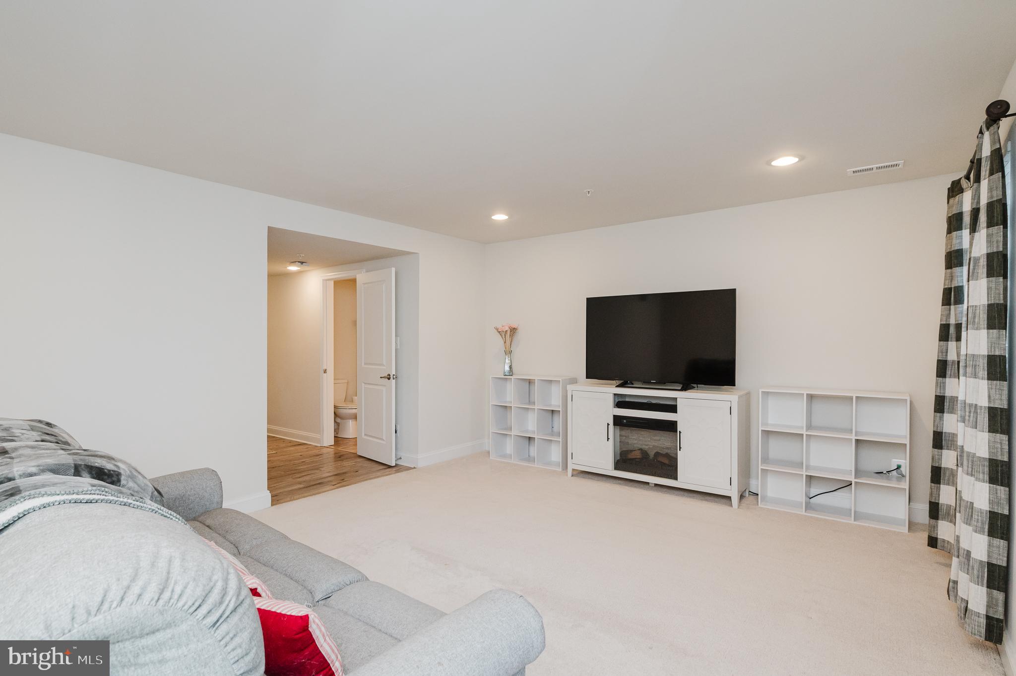 BEECHTREE ESTATES - Residential