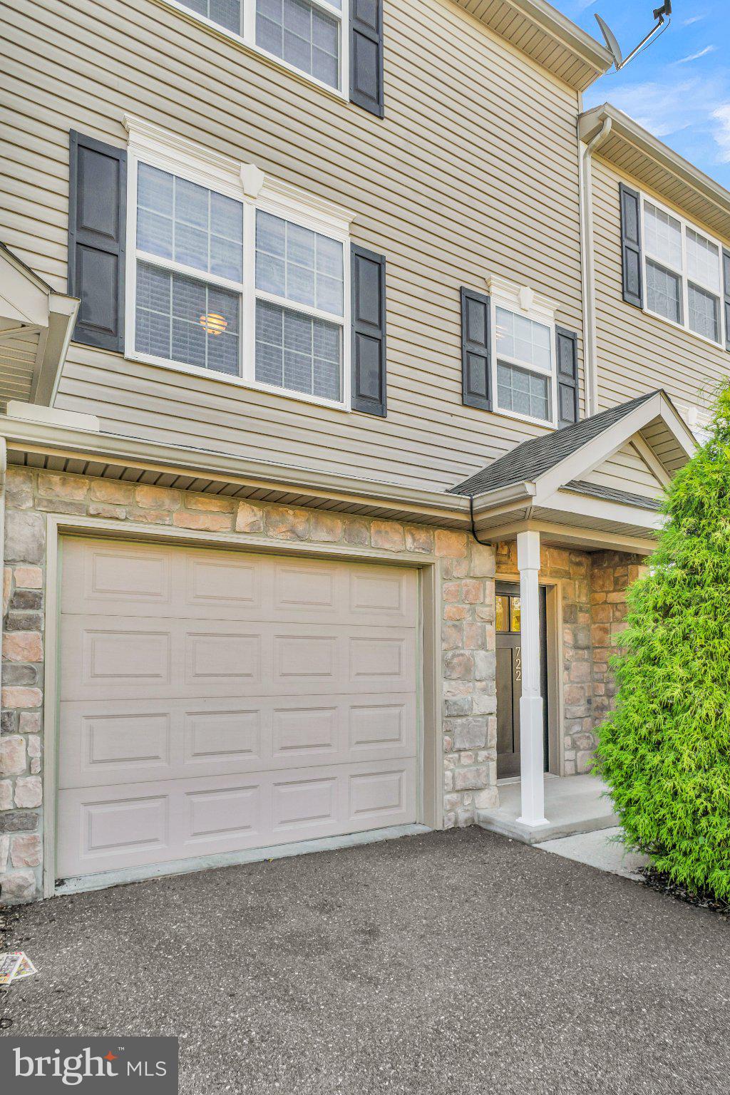 722 GREGS DRIVE
