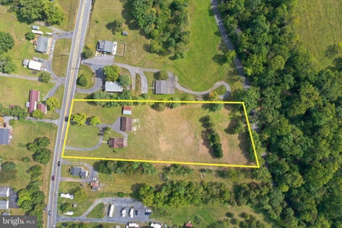 Photo of 9203 Hedgesville Road, HEDGESVILLE, WV 25427 (MLS # WVBE2054454)