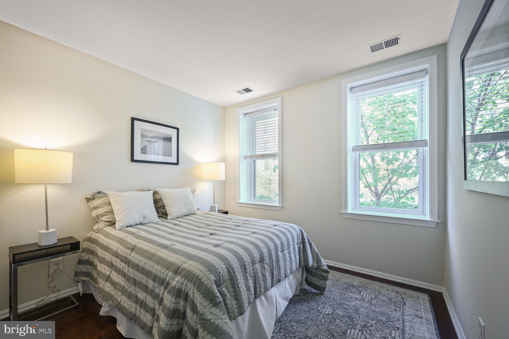 U STREET - Residential