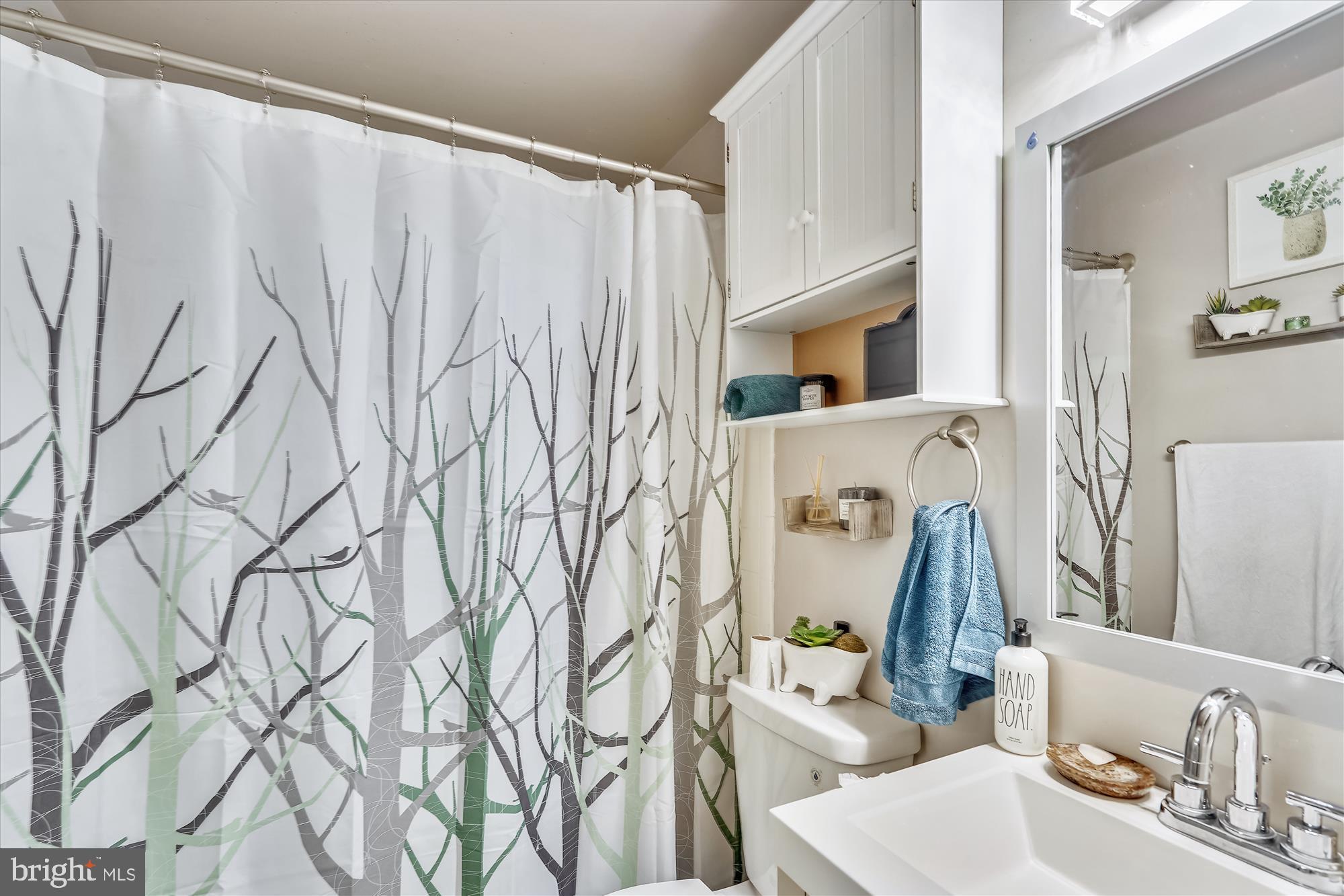 CROFTON SQUARE - Residential