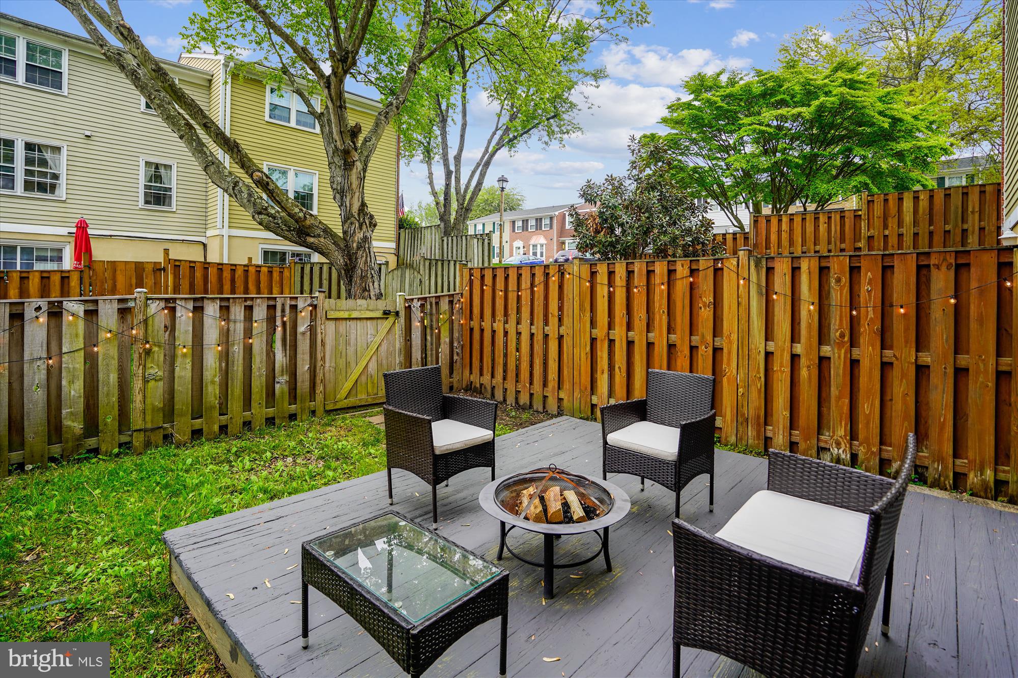 CROFTON SQUARE - Residential