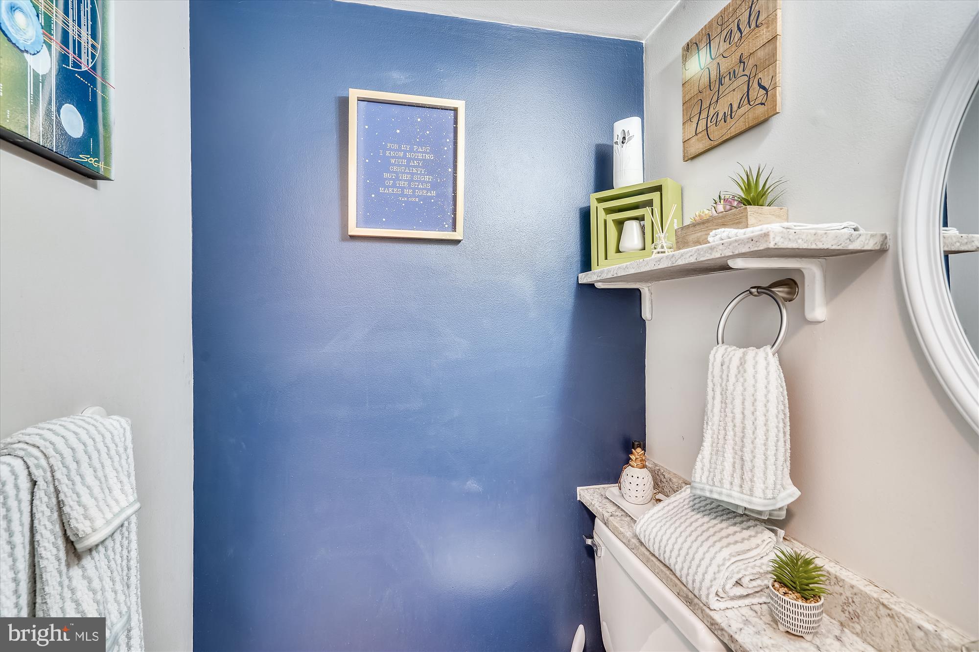 CROFTON SQUARE - Residential