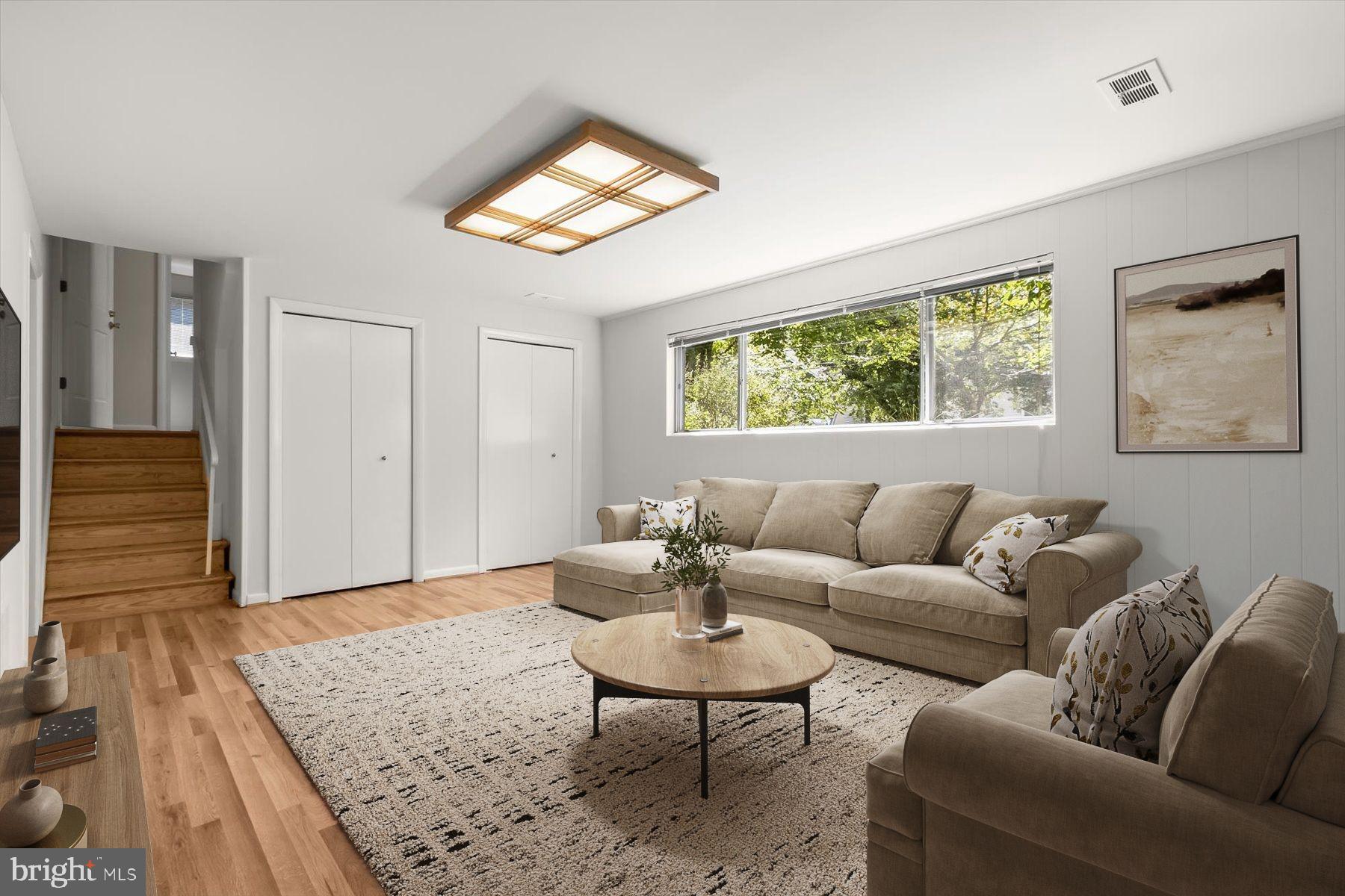 MONTROSE - Residential