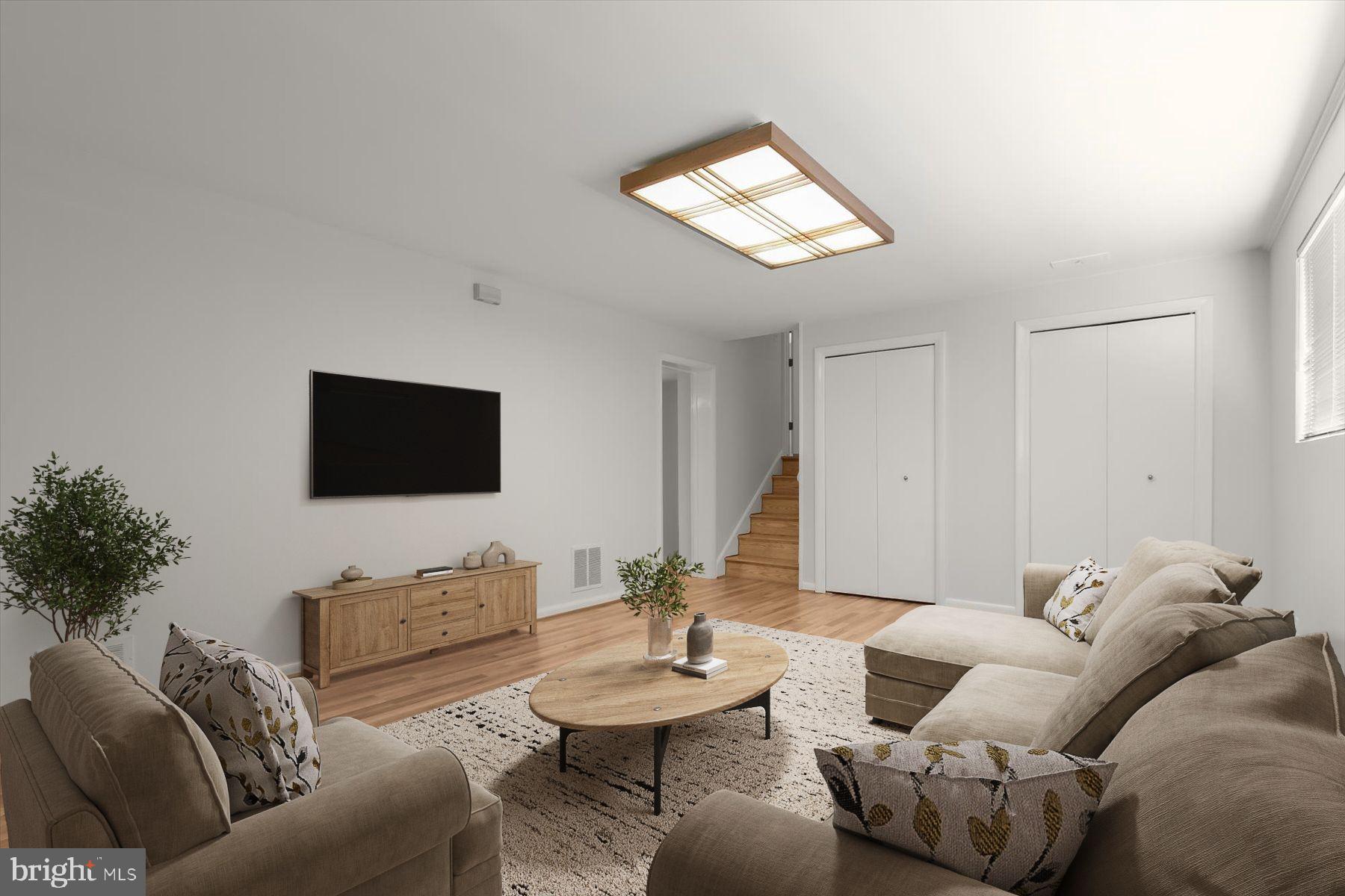 MONTROSE - Residential