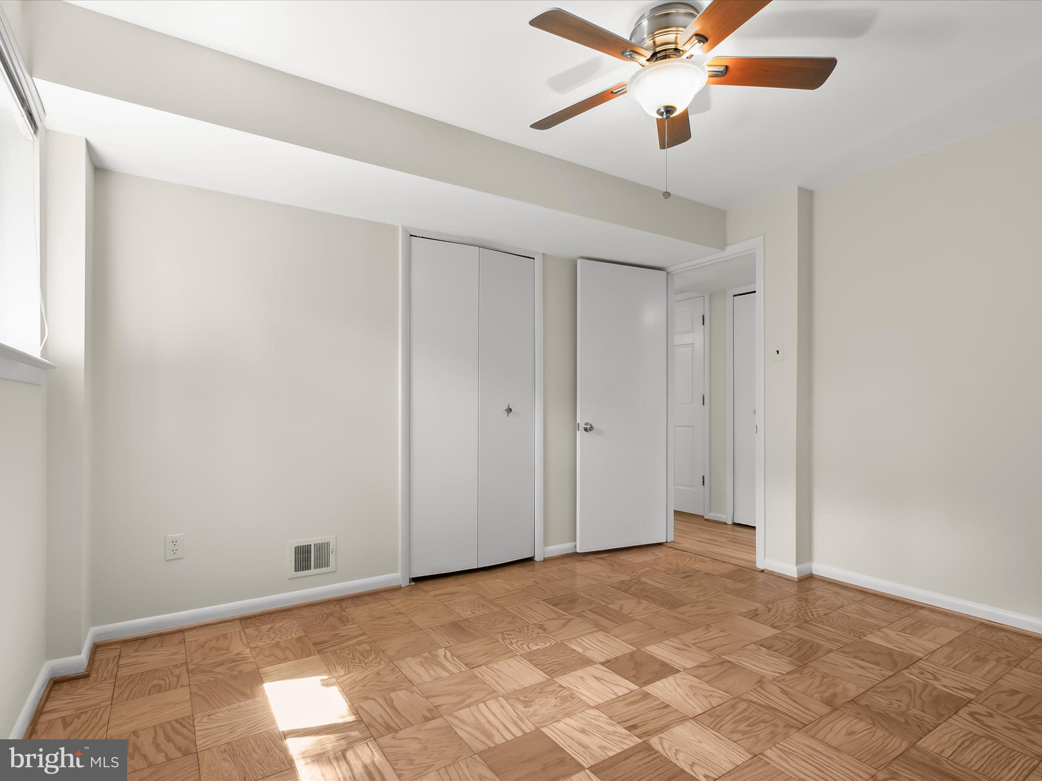 MONTROSE - Residential