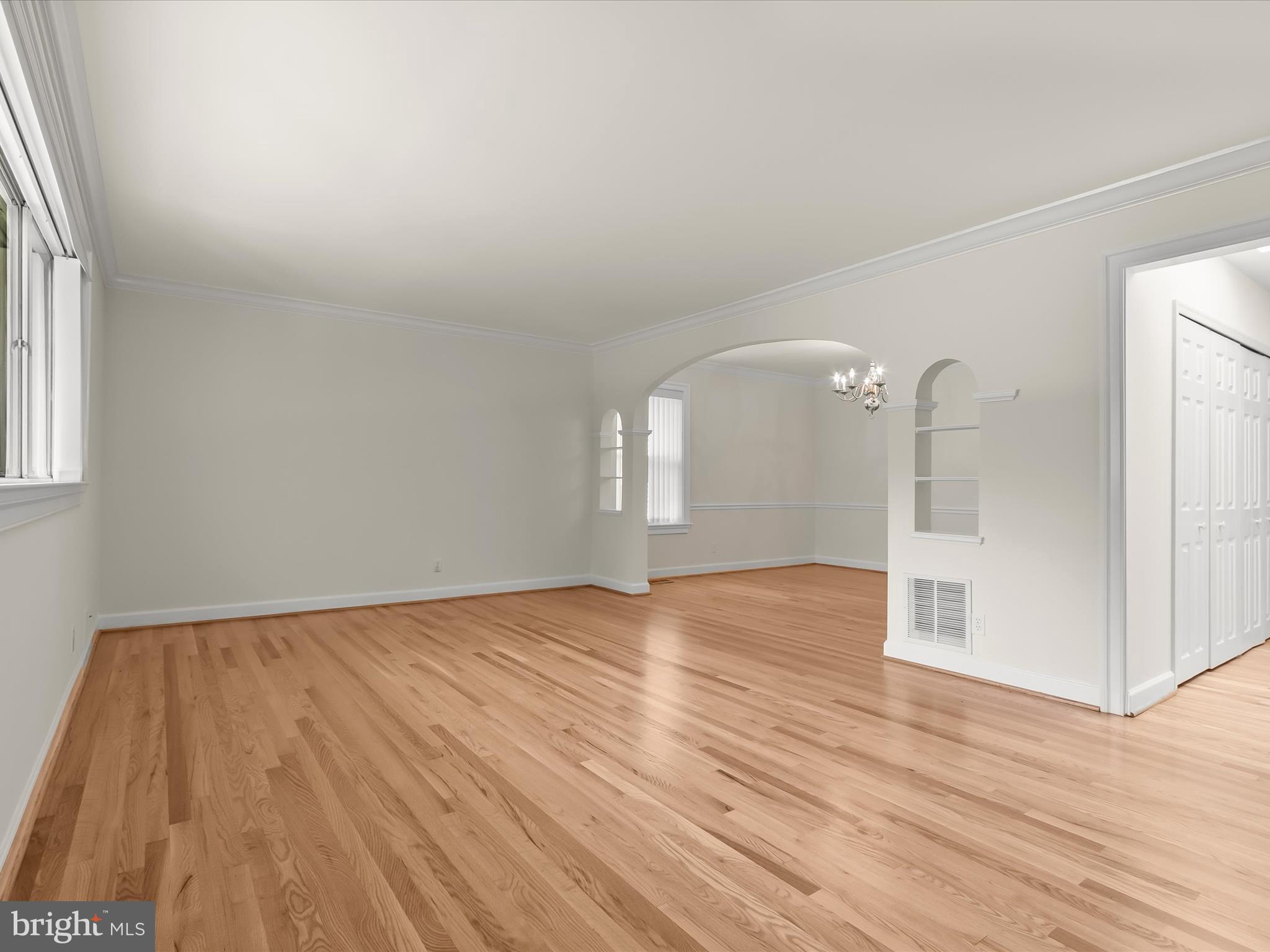 MONTROSE - Residential