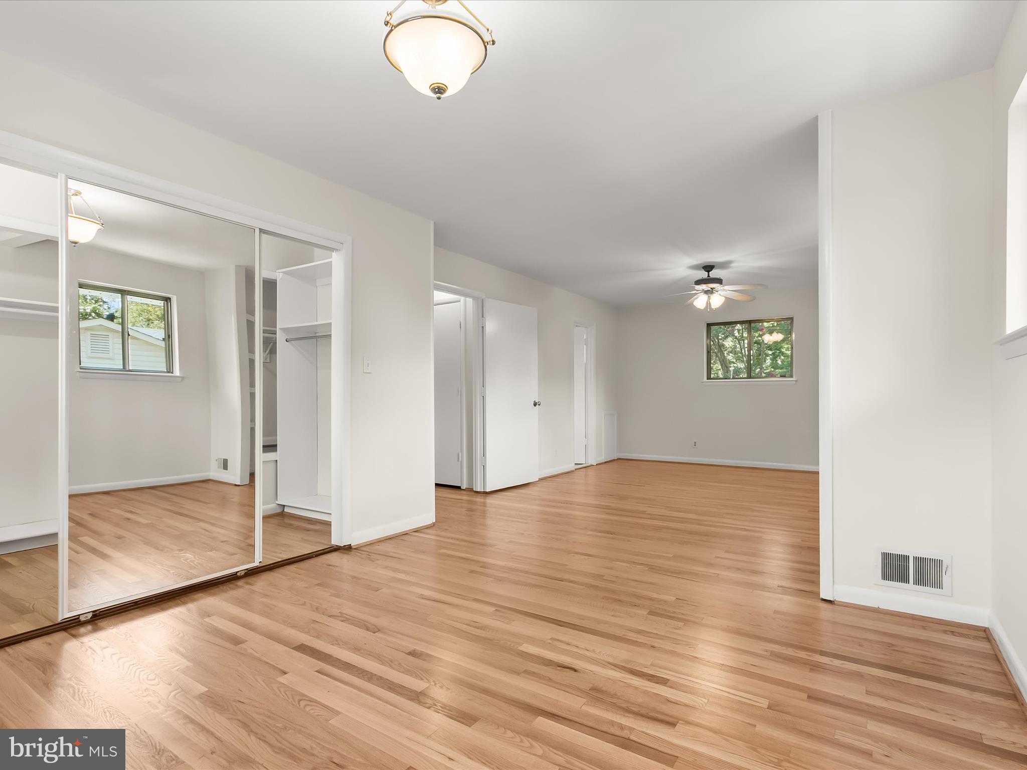 MONTROSE - Residential