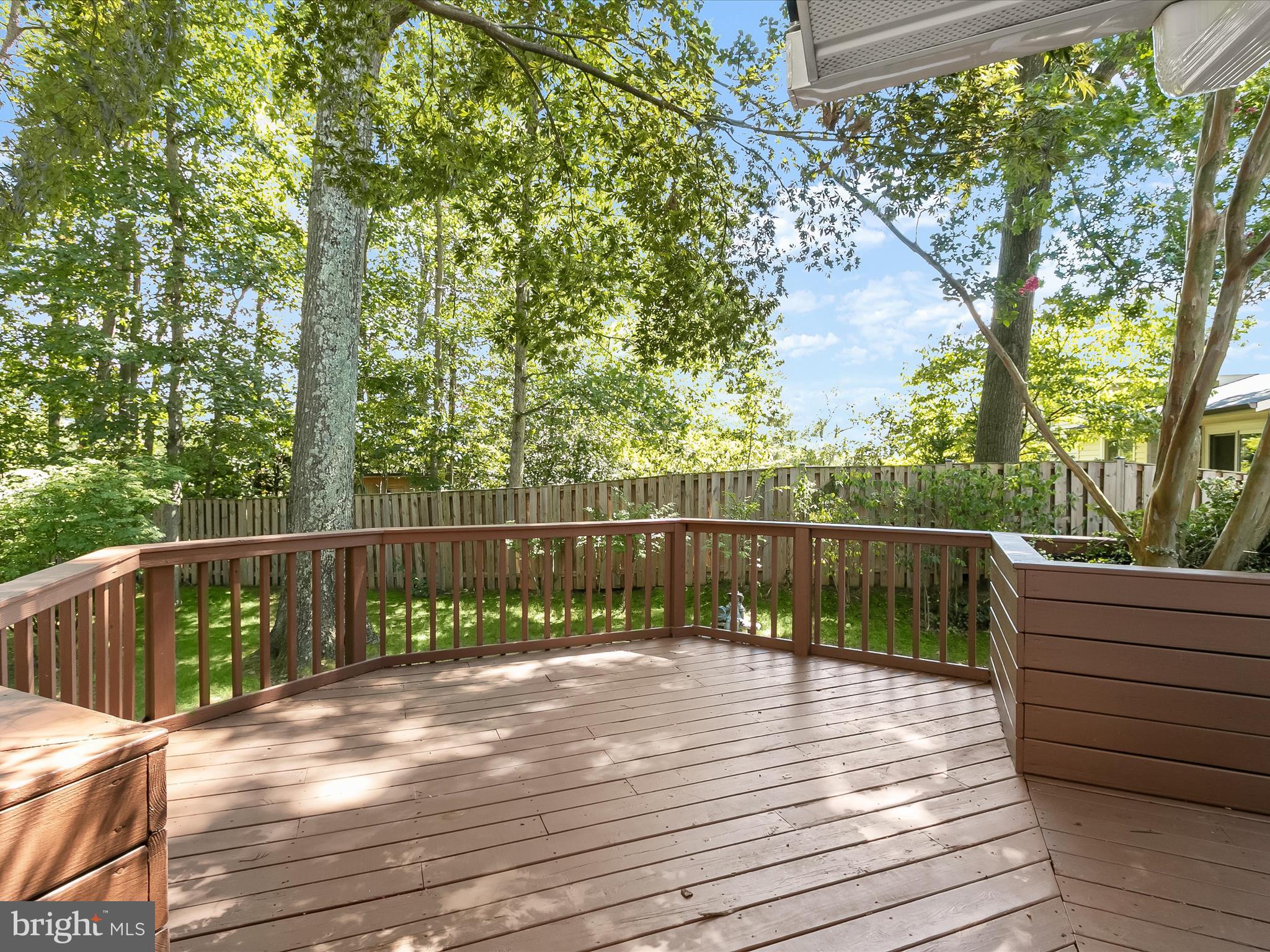 MONTROSE - Residential