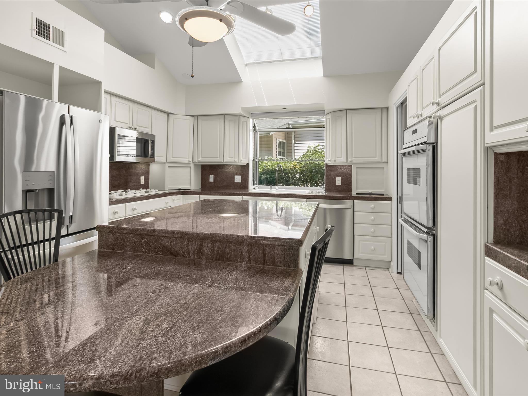 MONTROSE - Residential