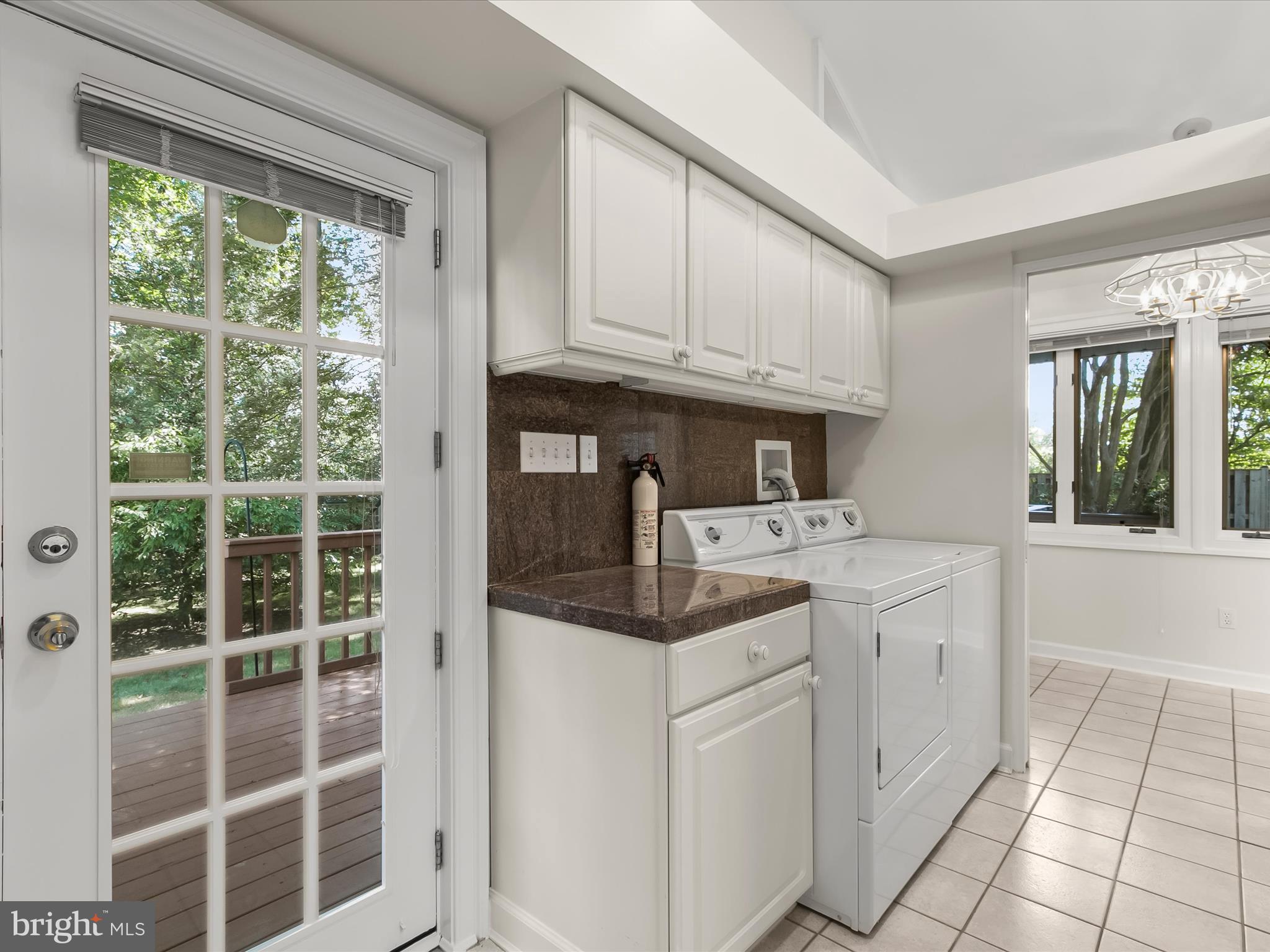 MONTROSE - Residential