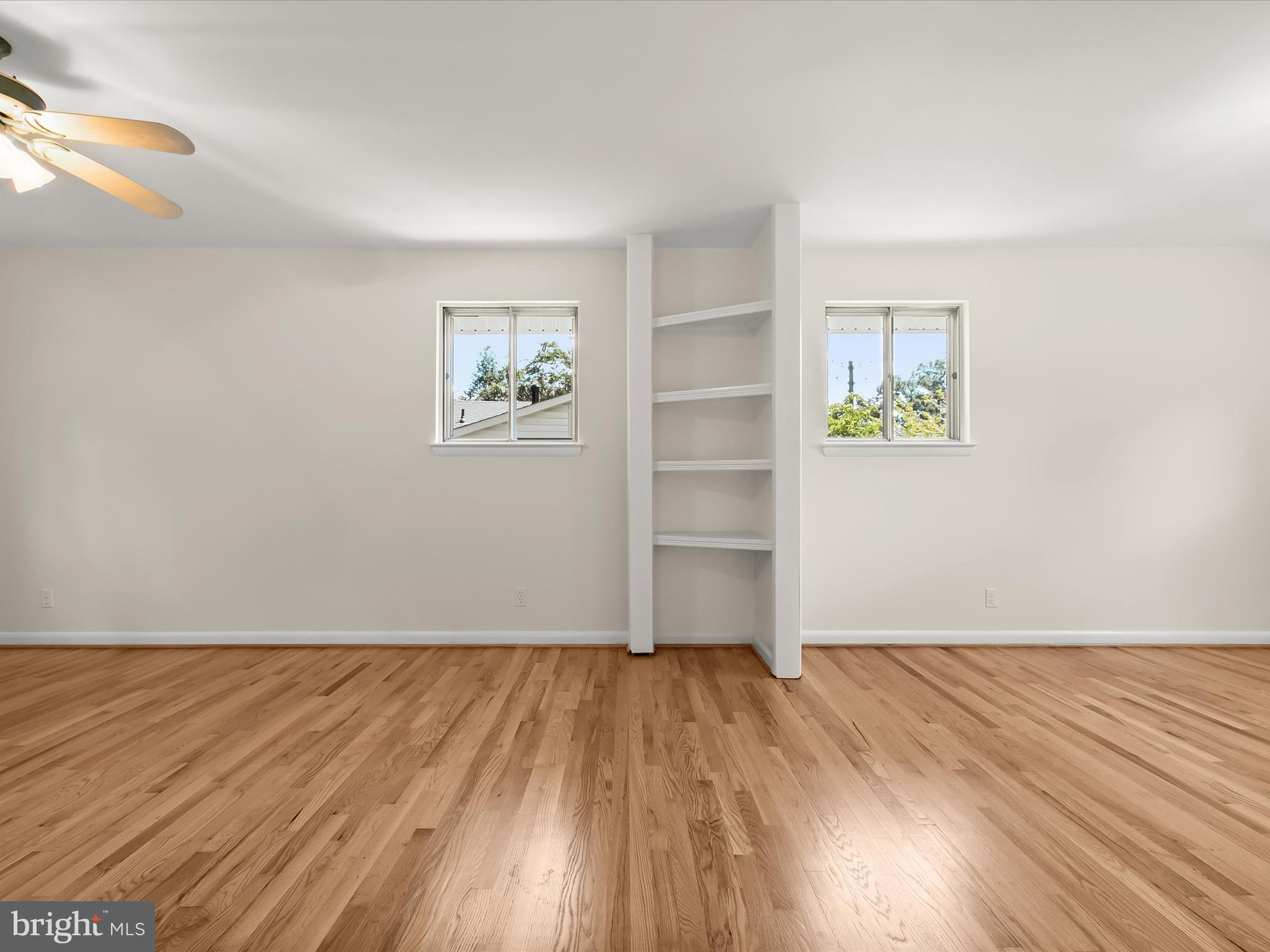 MONTROSE - Residential