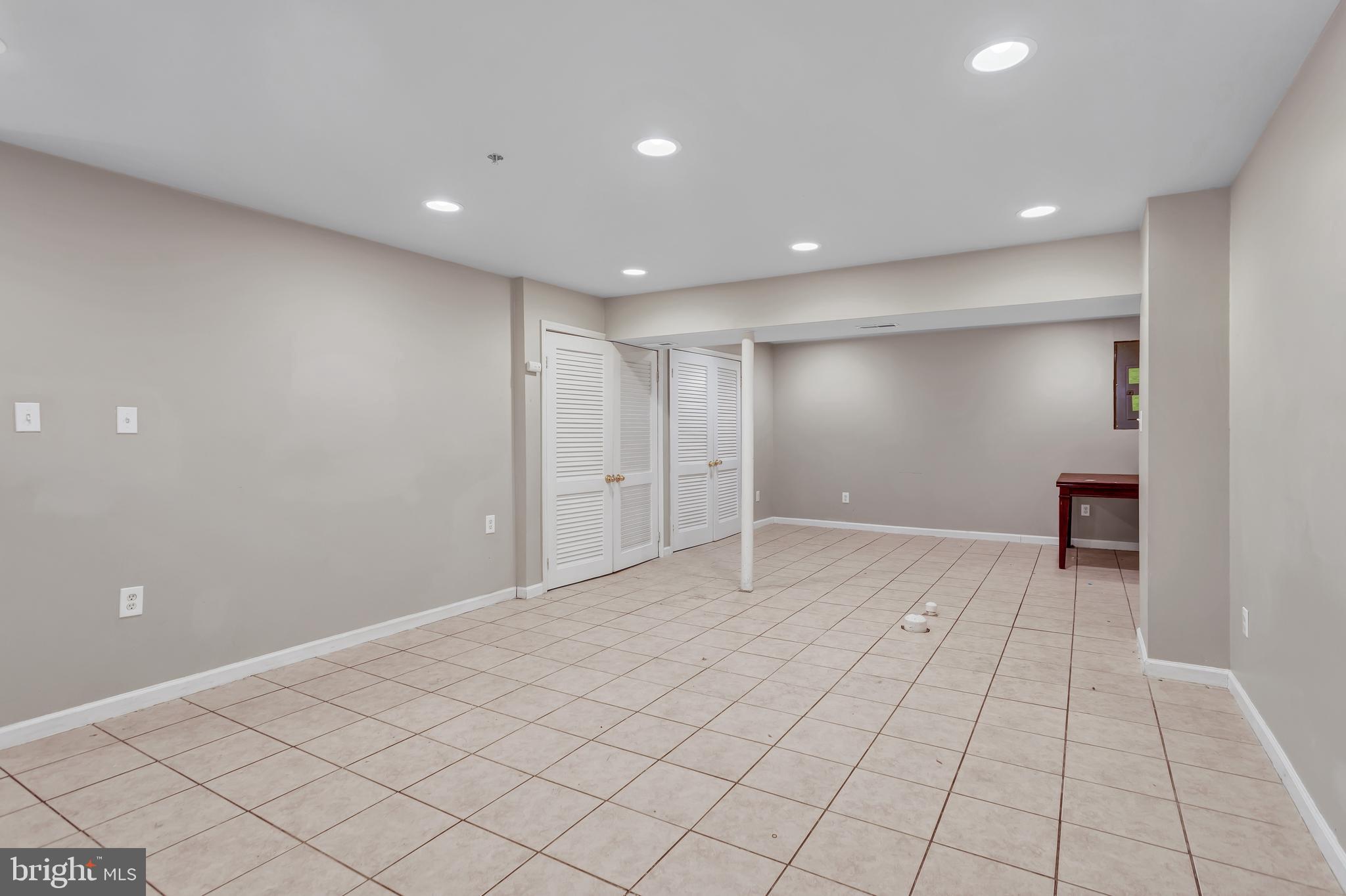 LEXINGTON MARKET - Residential