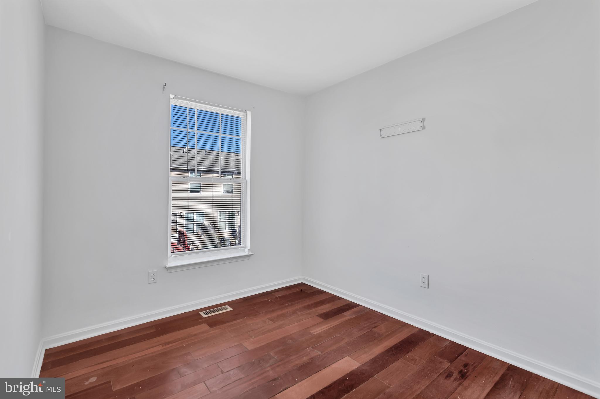 LEXINGTON MARKET - Residential