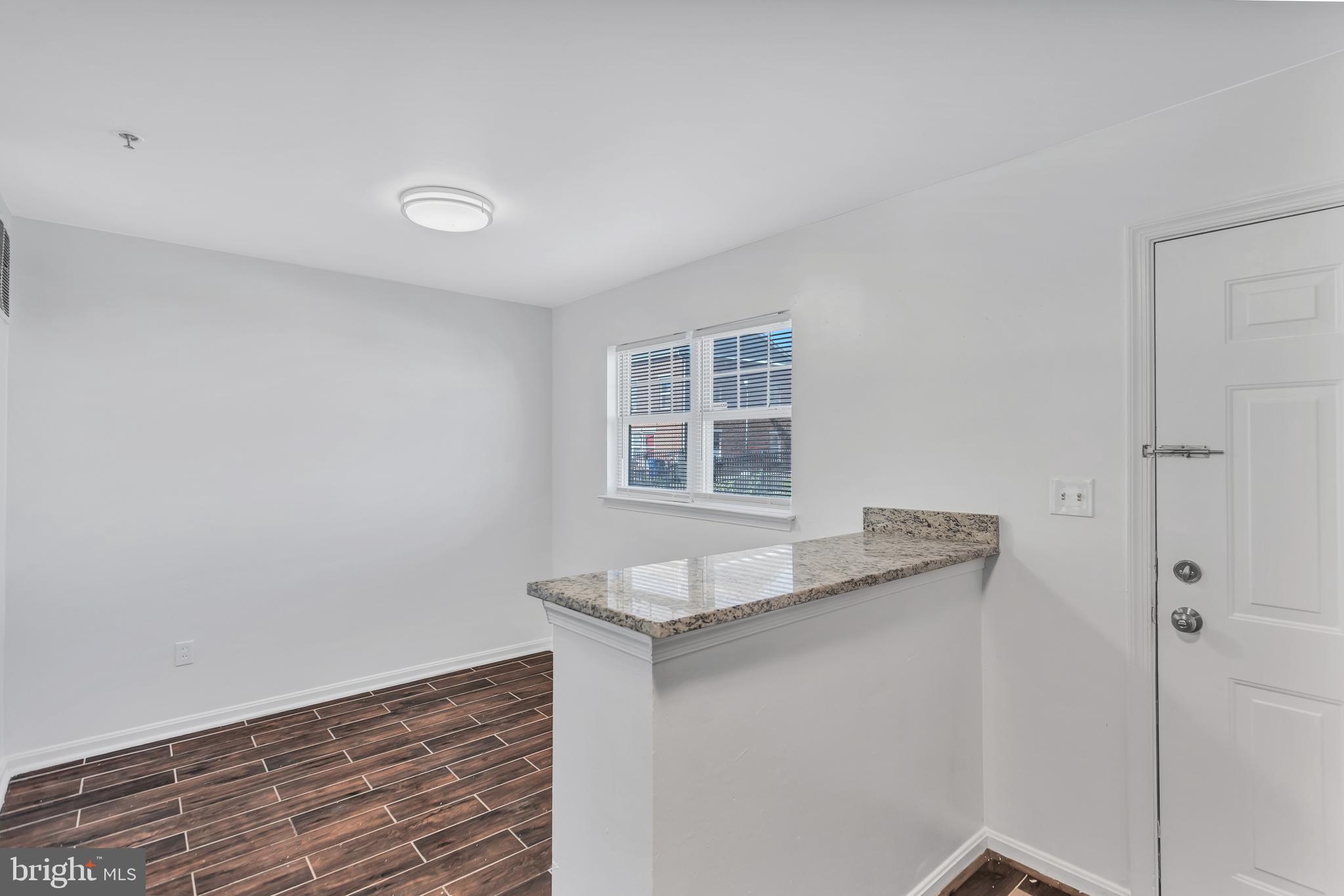 LEXINGTON MARKET - Residential