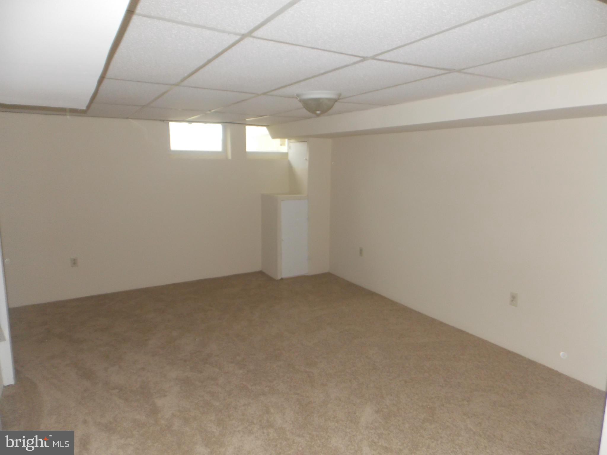 YALE HEIGHTS - Residential Lease