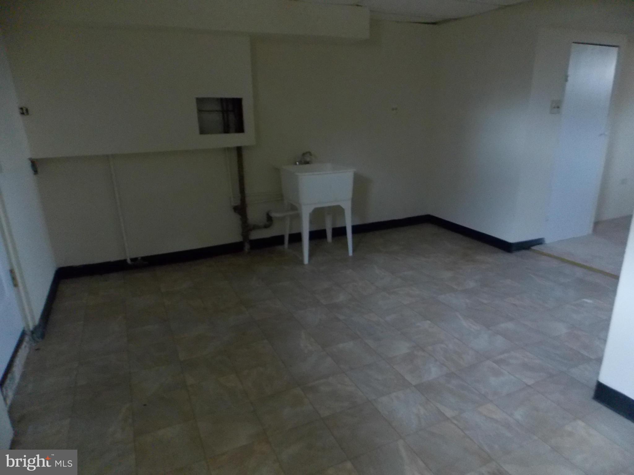 YALE HEIGHTS - Residential Lease