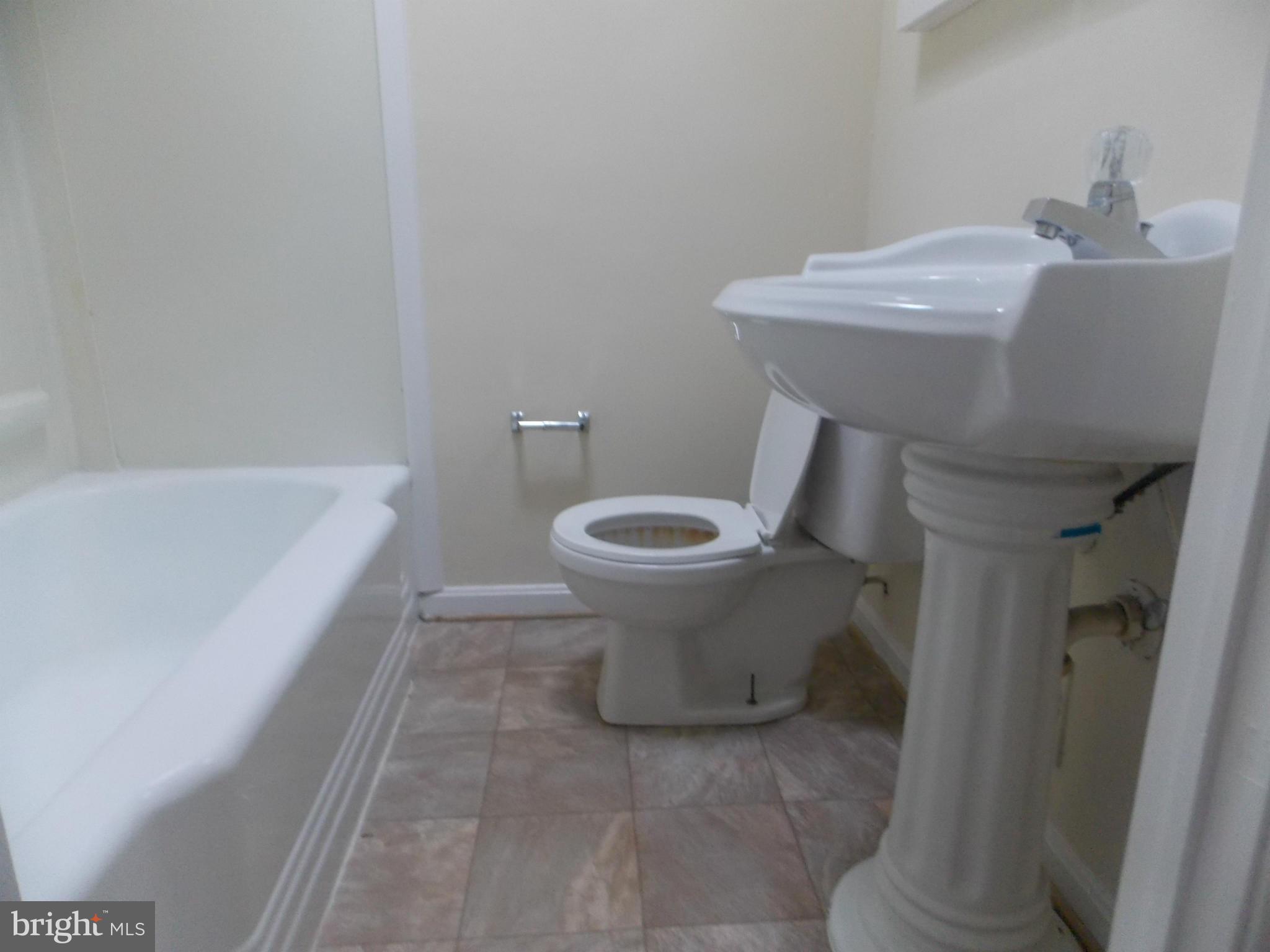 YALE HEIGHTS - Residential Lease