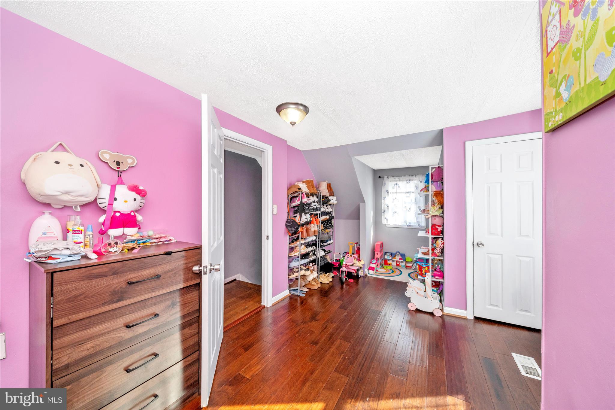 TEMPLE HILLS - Residential