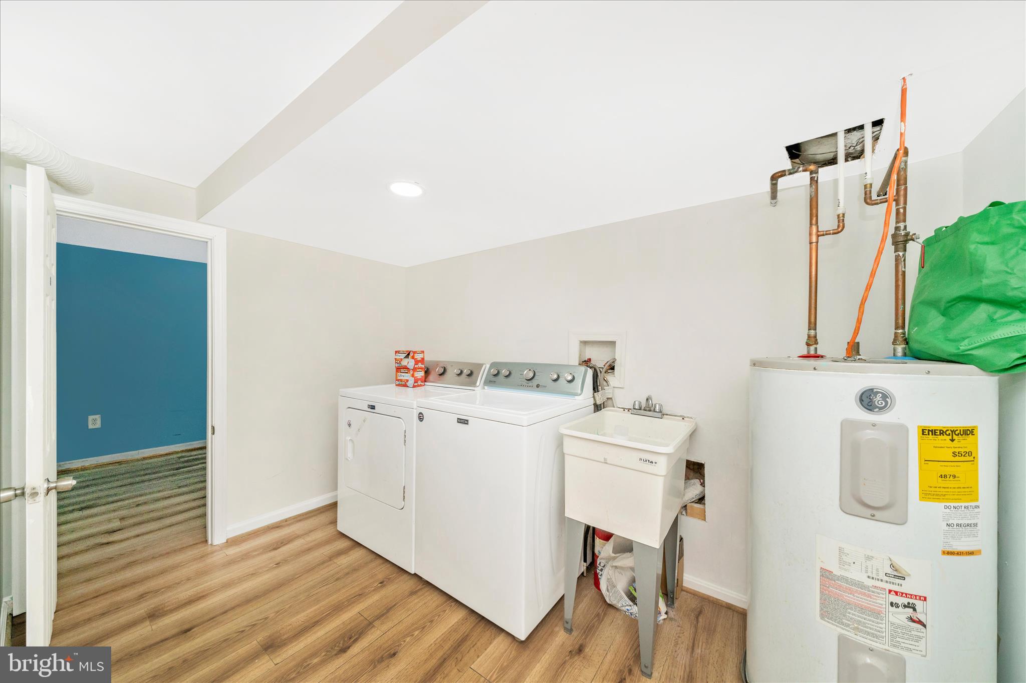 TEMPLE HILLS - Residential