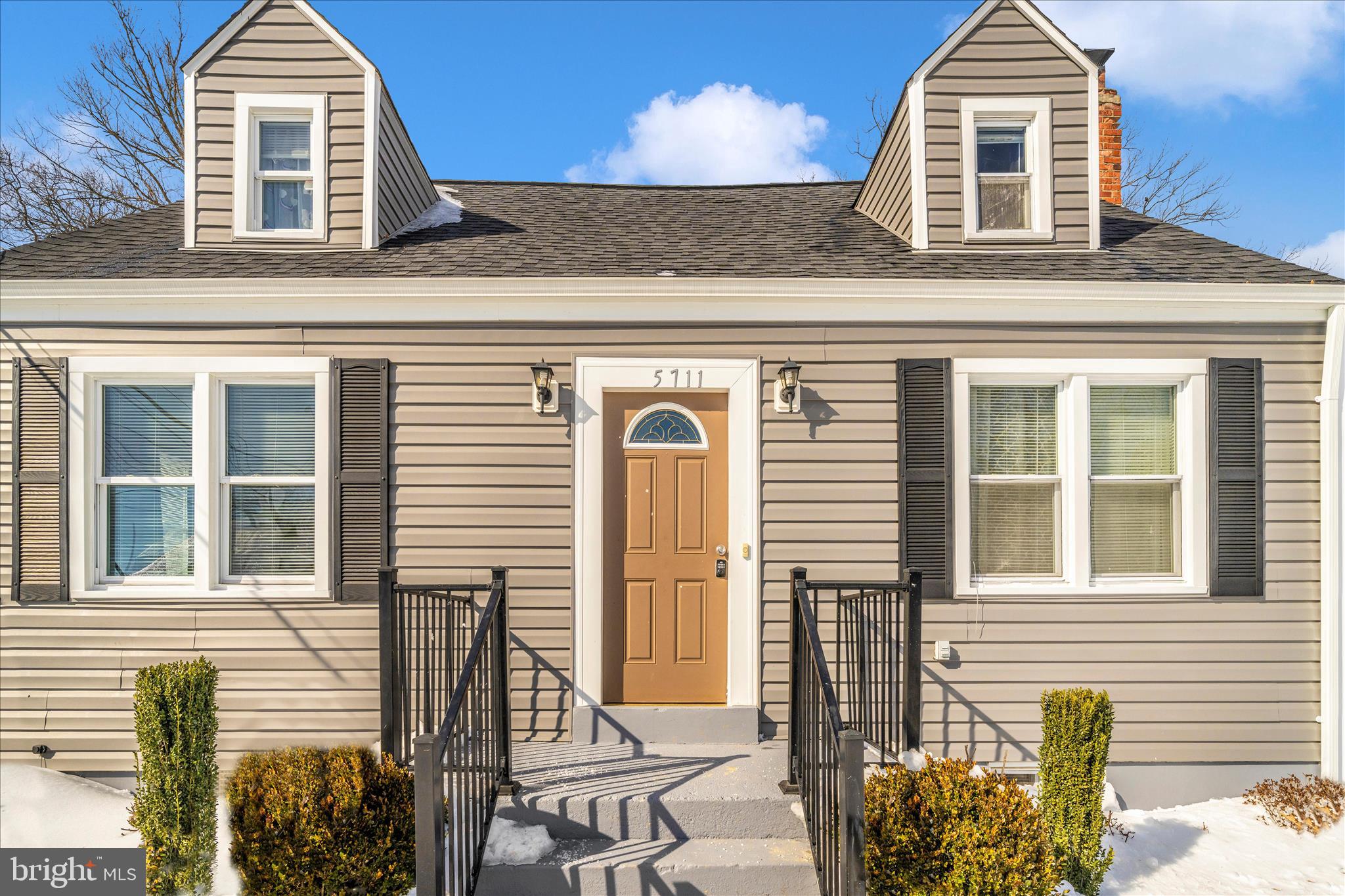 TEMPLE HILLS - Residential