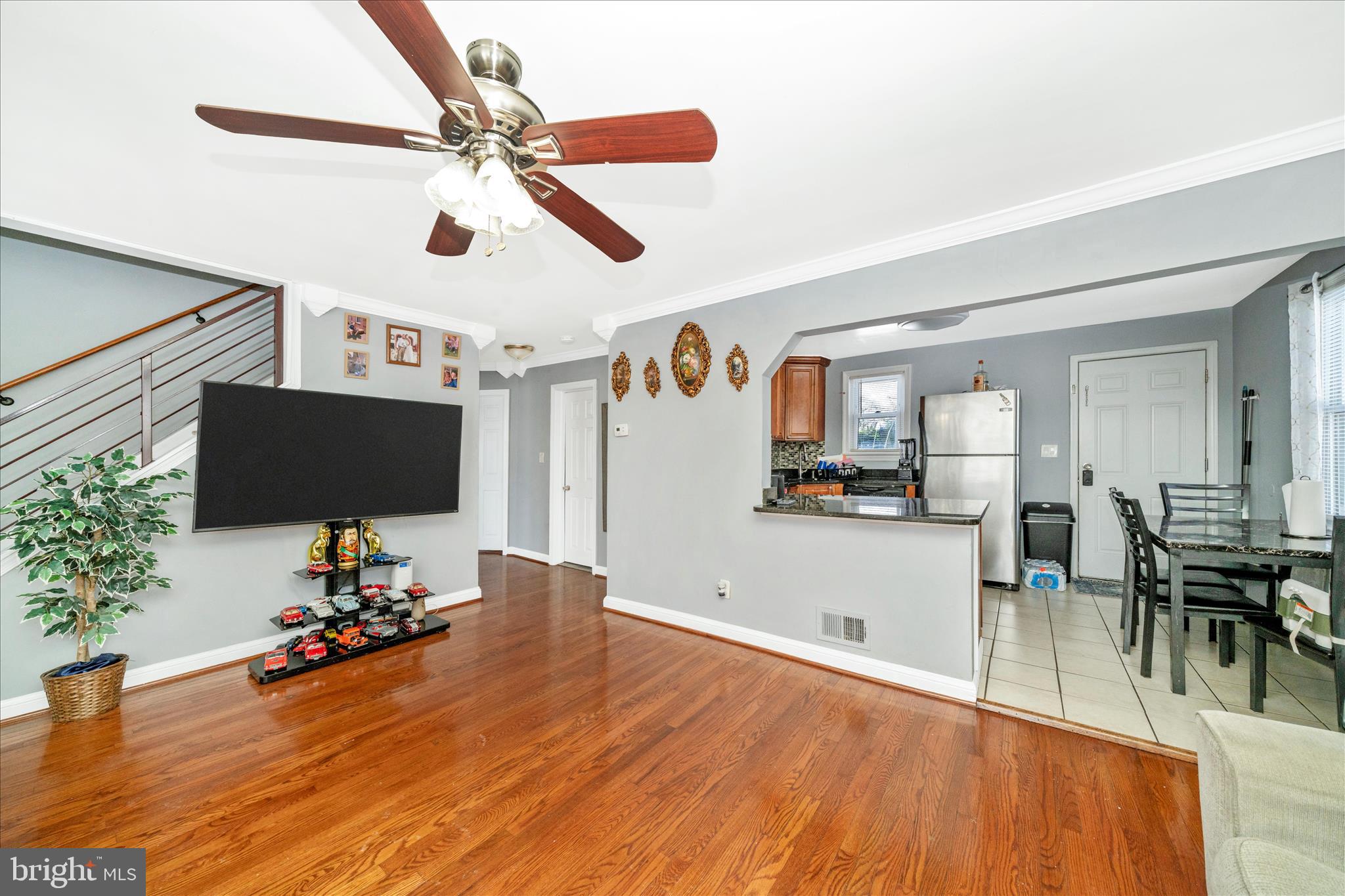 TEMPLE HILLS - Residential