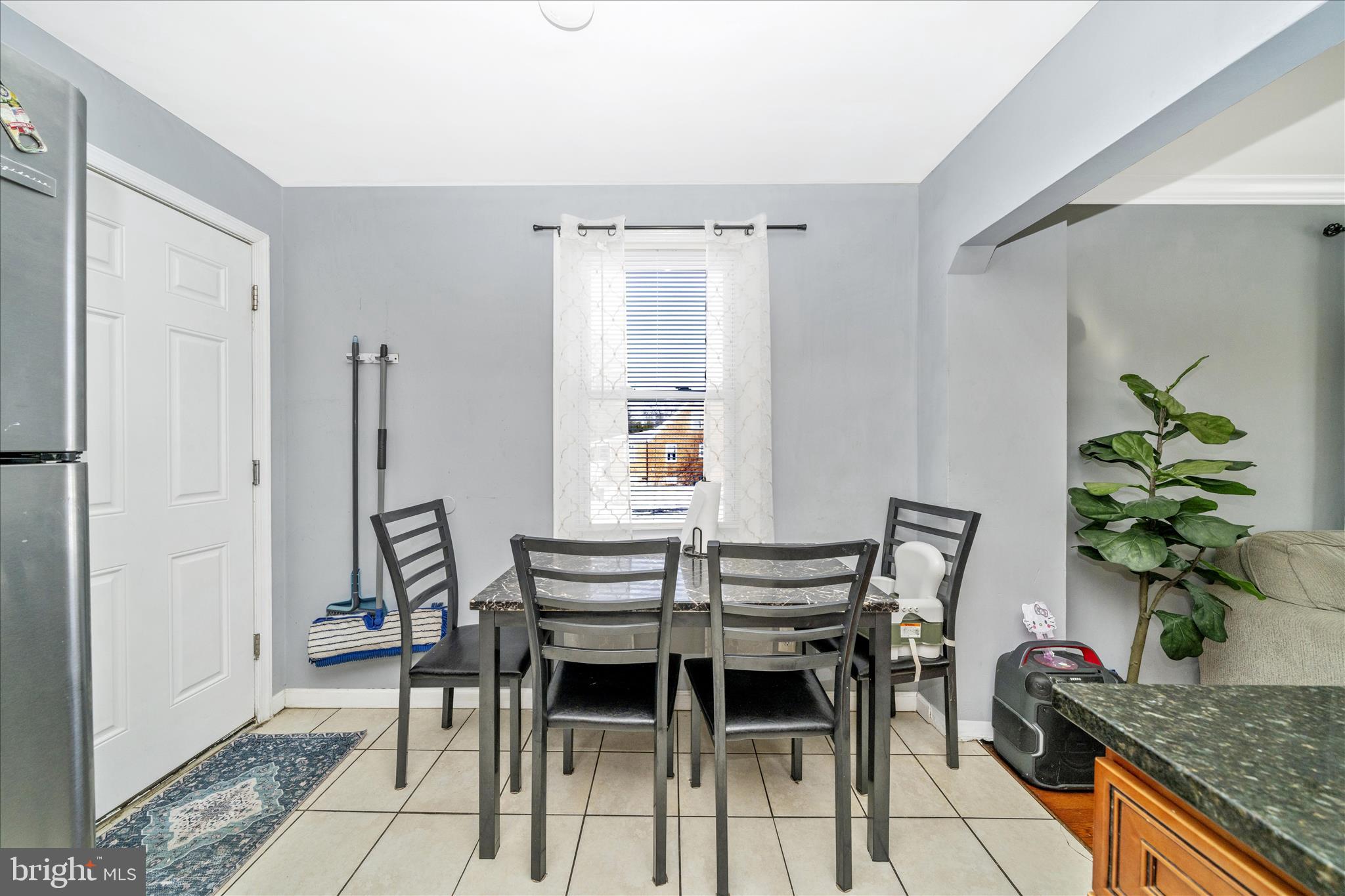 TEMPLE HILLS - Residential