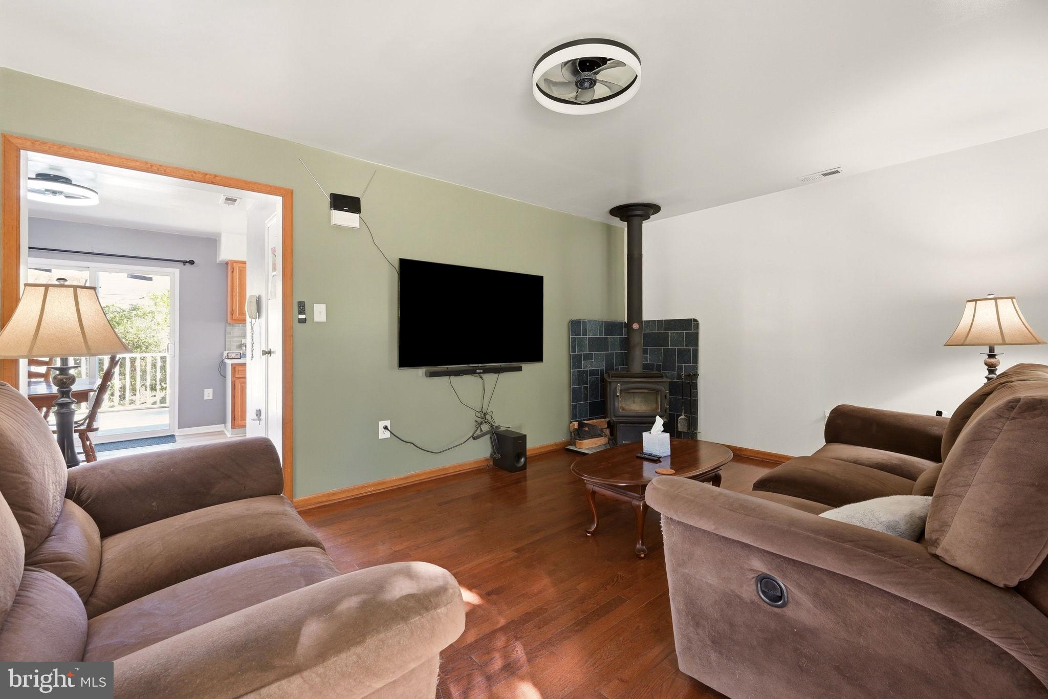 406 FERN AVENUE