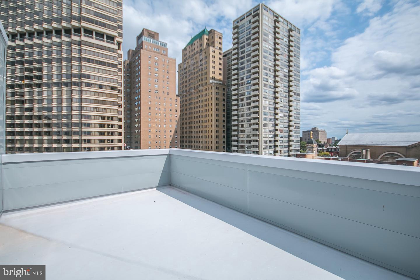 RITTENHOUSE SQUARE - Residential Lease