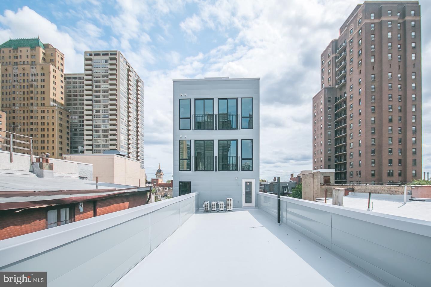 RITTENHOUSE SQUARE - Residential Lease