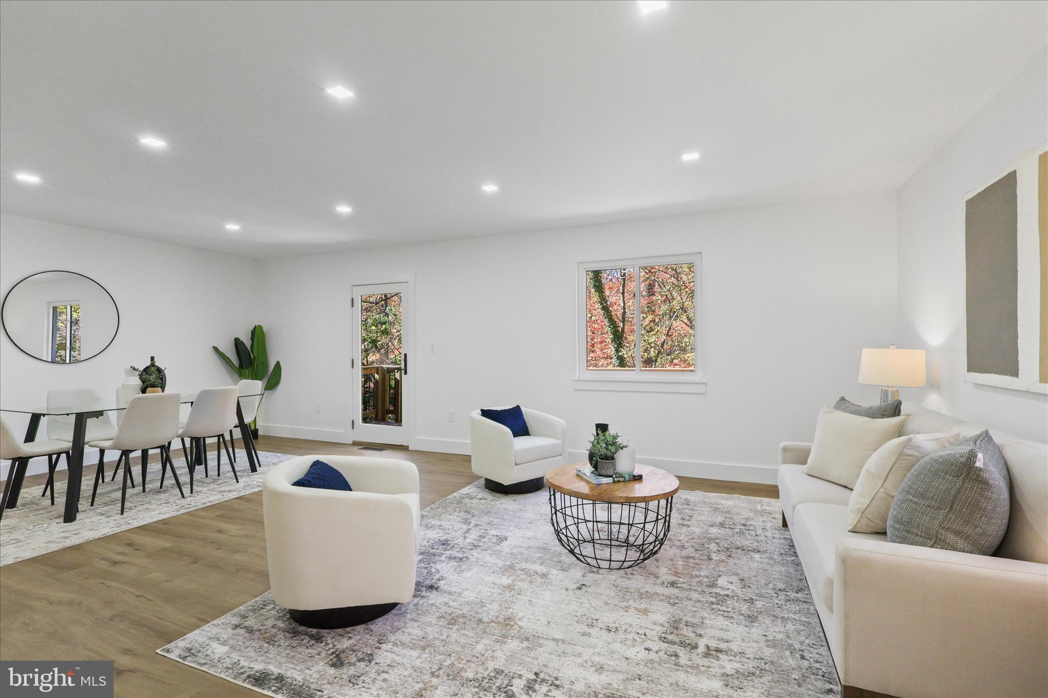 FOREST EDGE - Residential