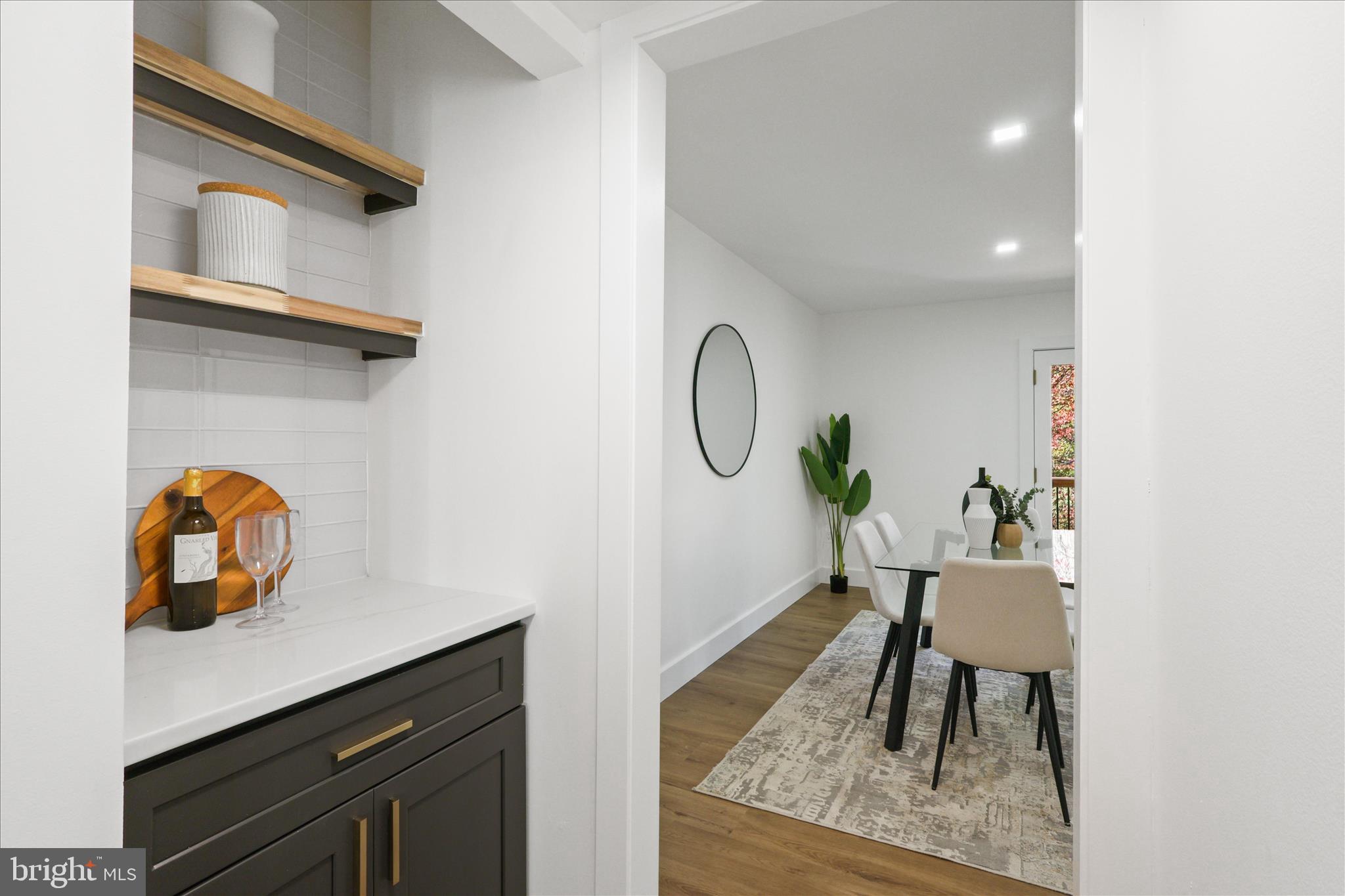 FOREST EDGE - Residential