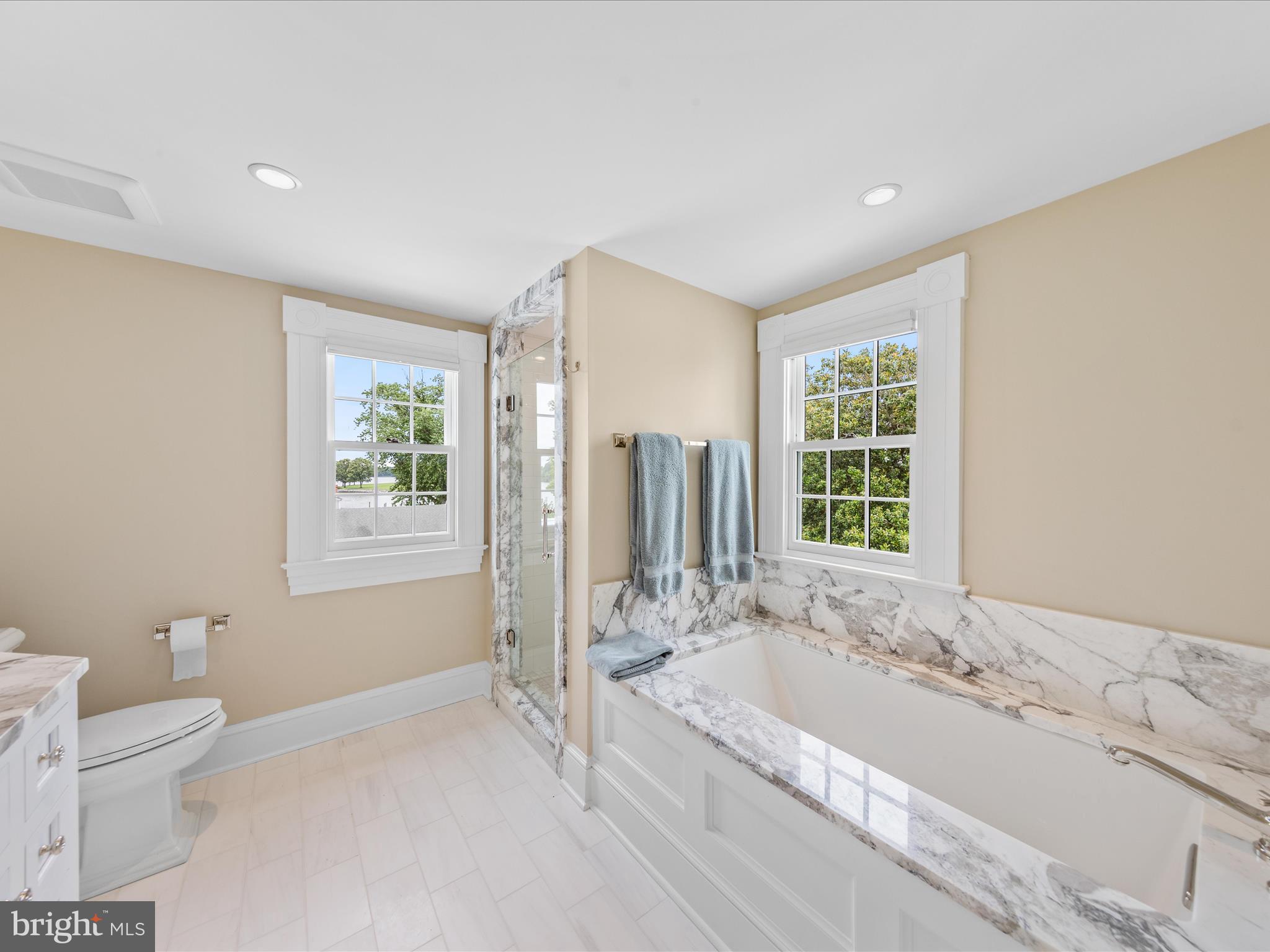 EASTON - Residential